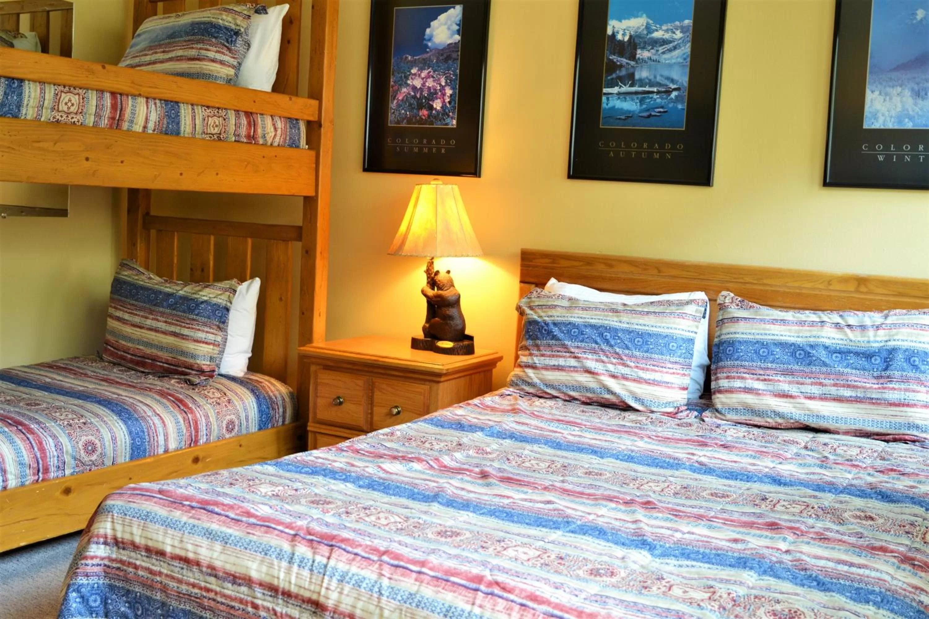 Bedroom, Bed in Simba Run Vail Condominiums