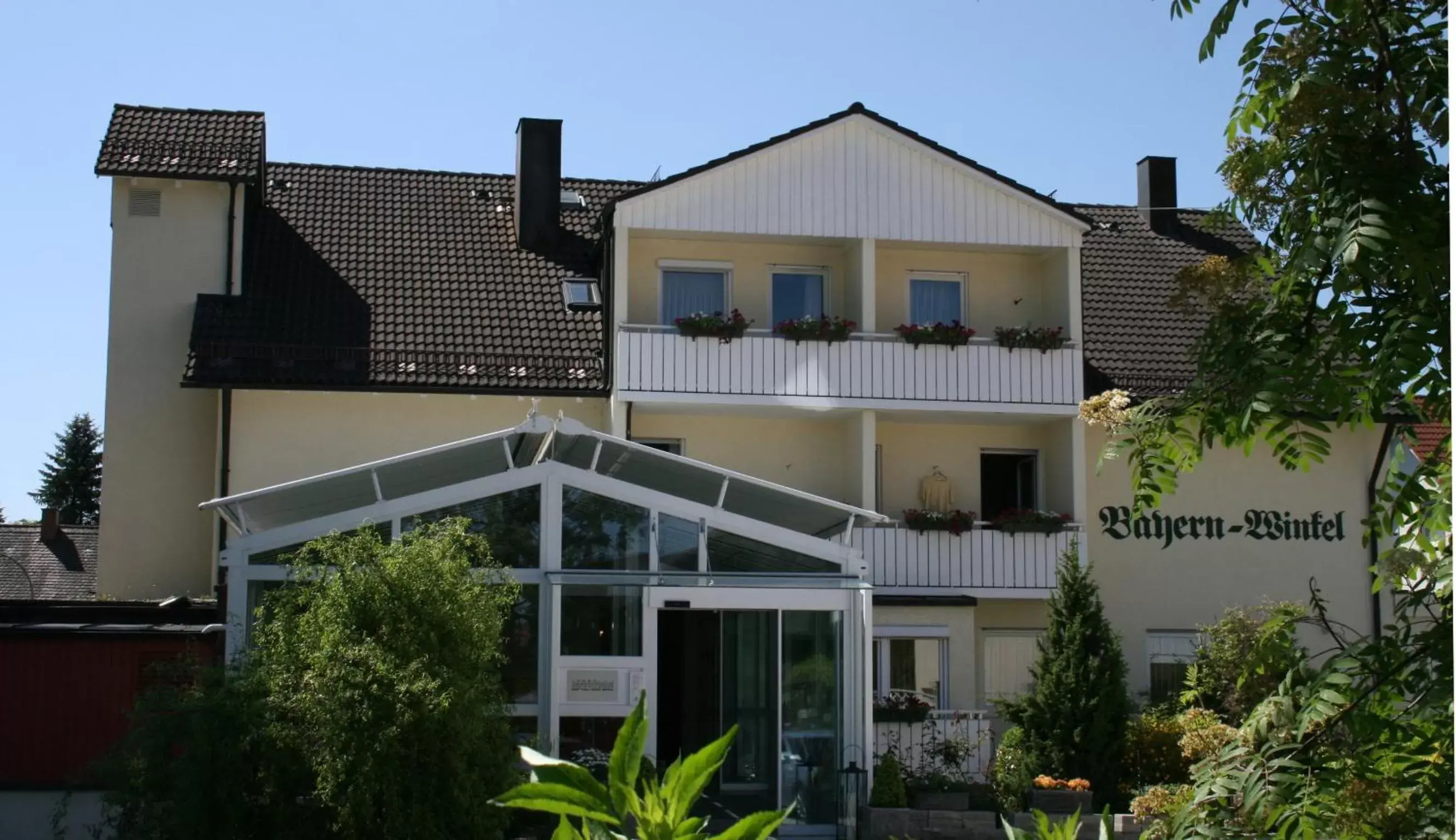 Facade/entrance, Property Building in Hotel Bayernwinkel - Yoga & Ayurveda