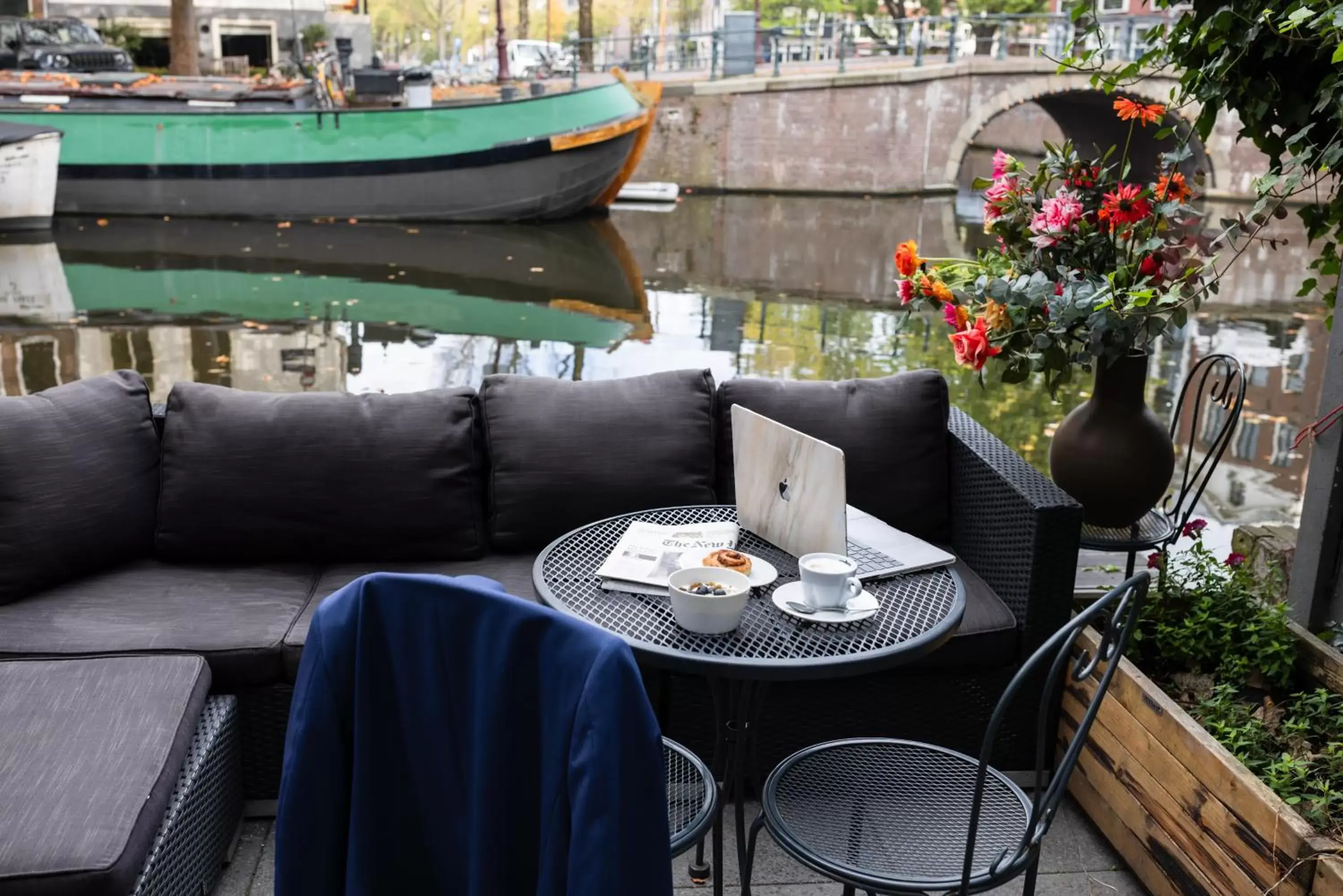 Garden in Amsterdam Canal Hotel