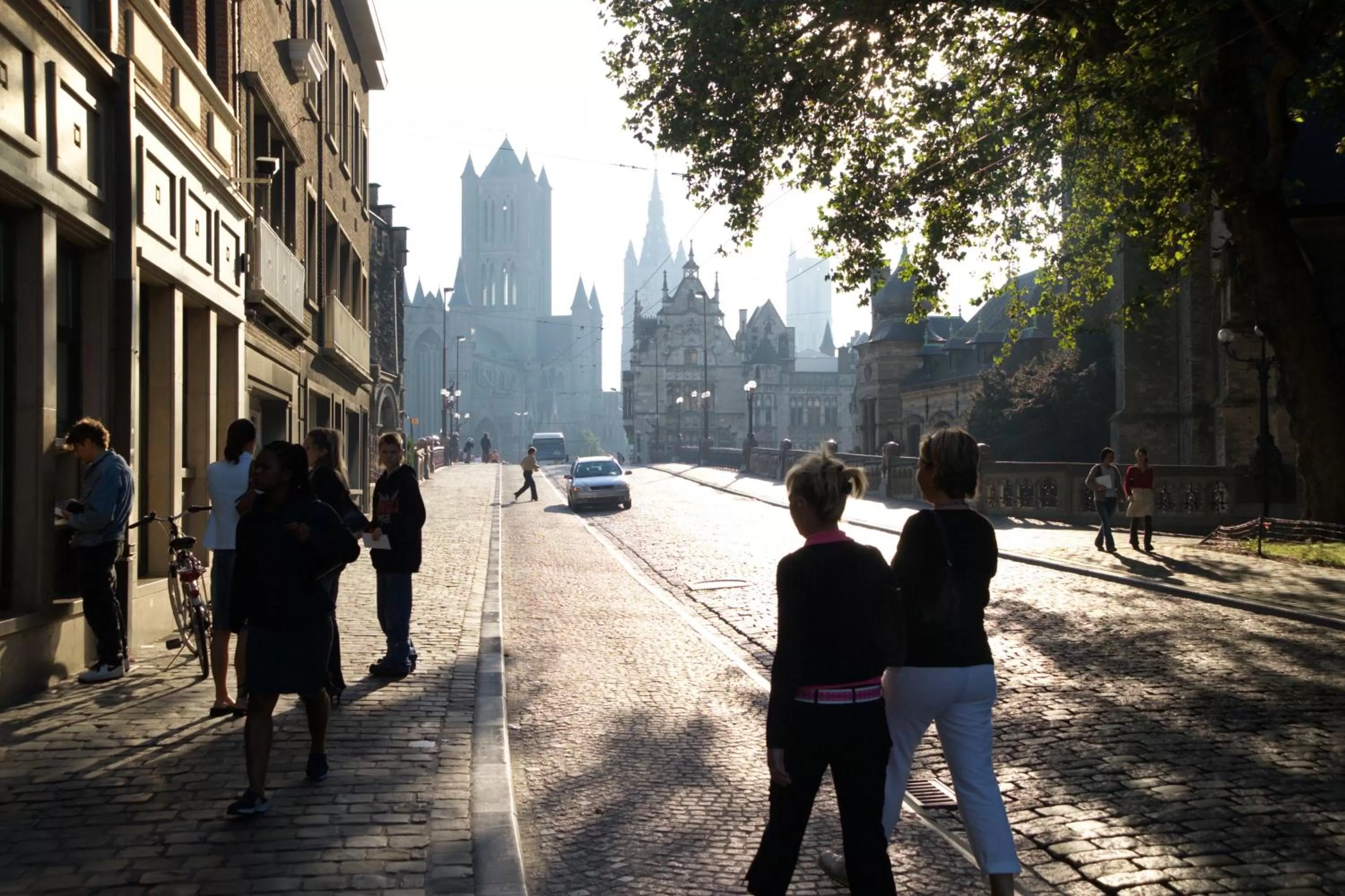 People in Hotel de Flandre Ghent