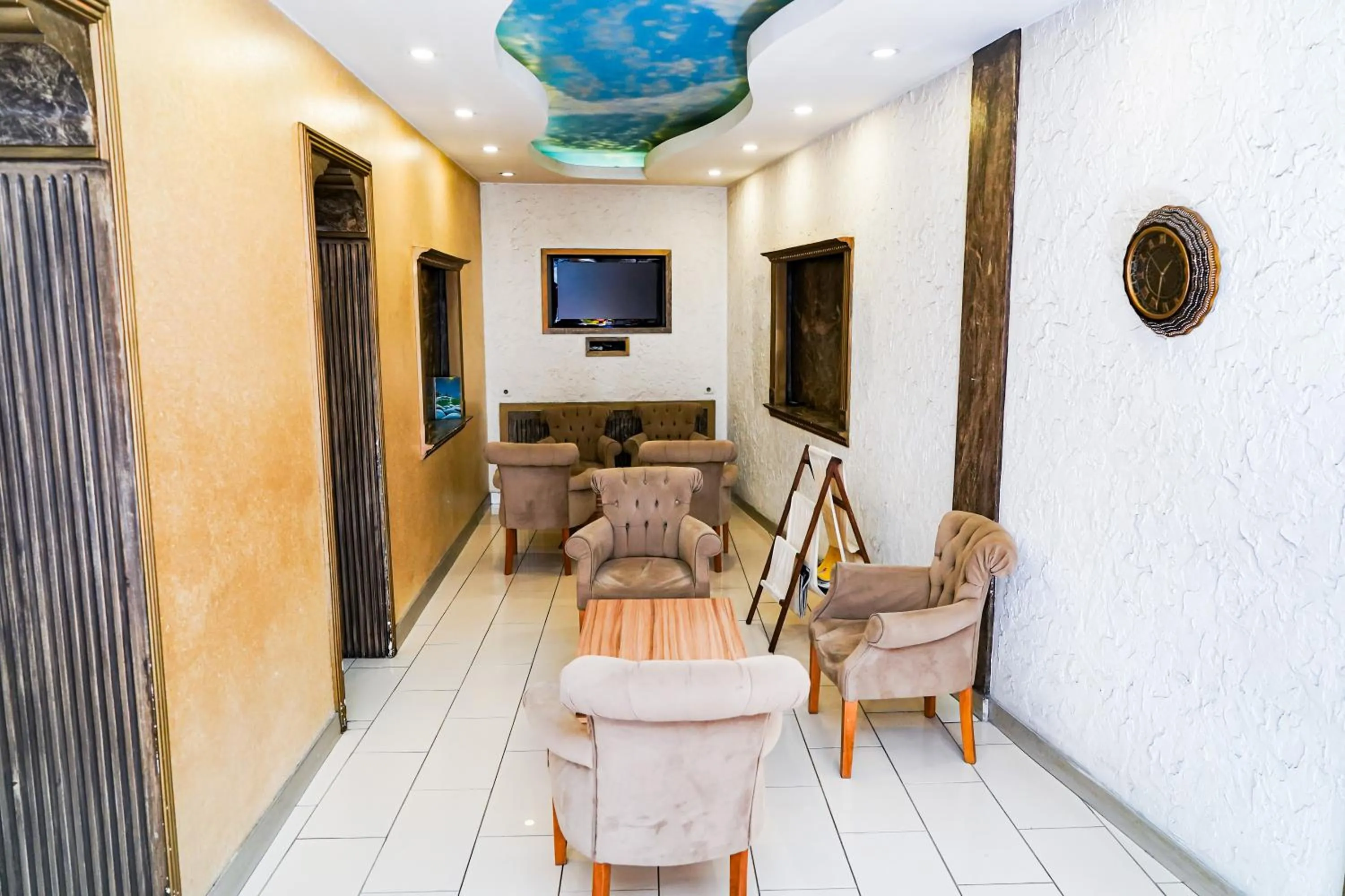 Seating area in Paradise Hotel