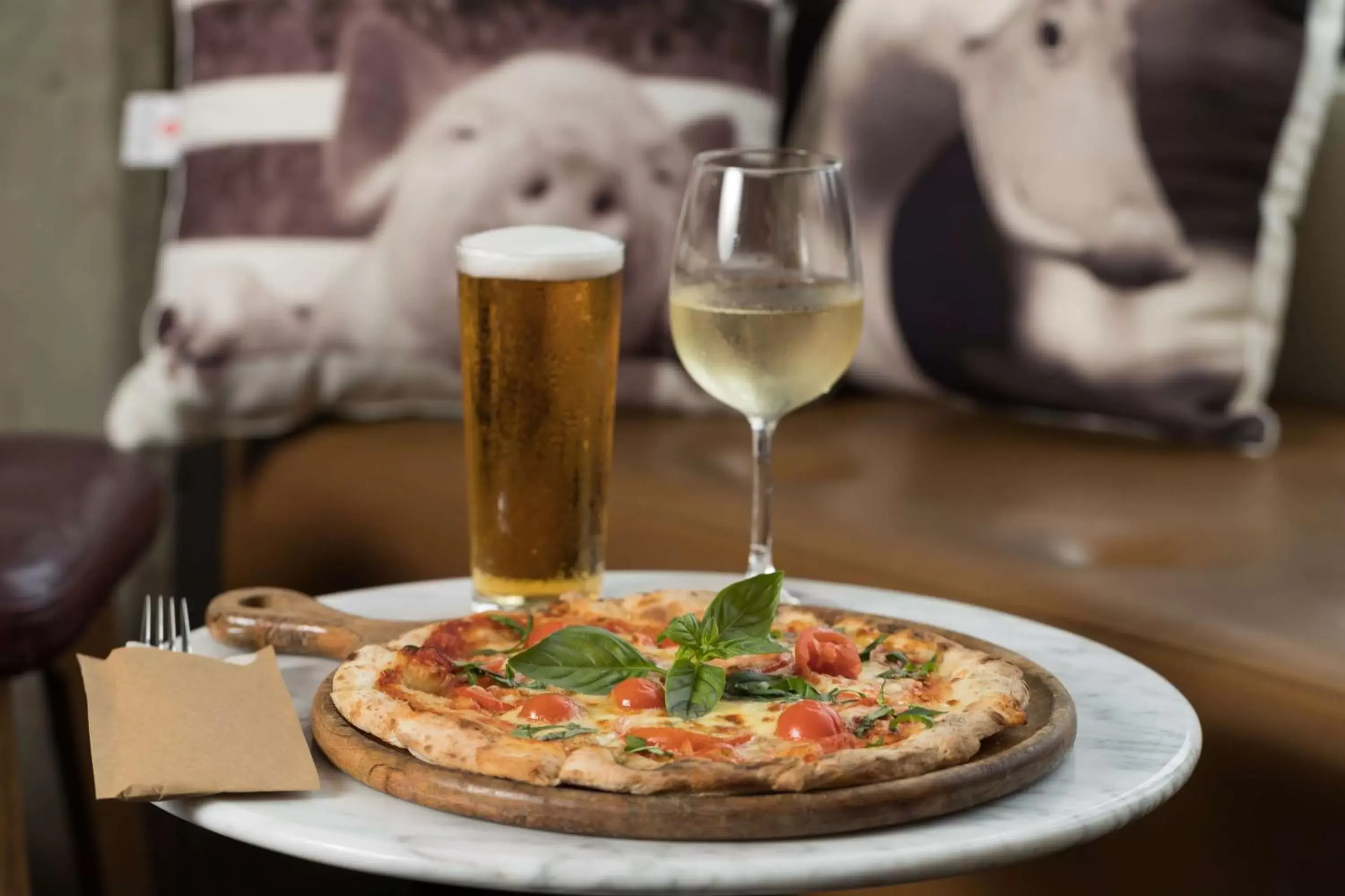 Lounge or bar, Lunch and Dinner in Rydges Fortitude Valley