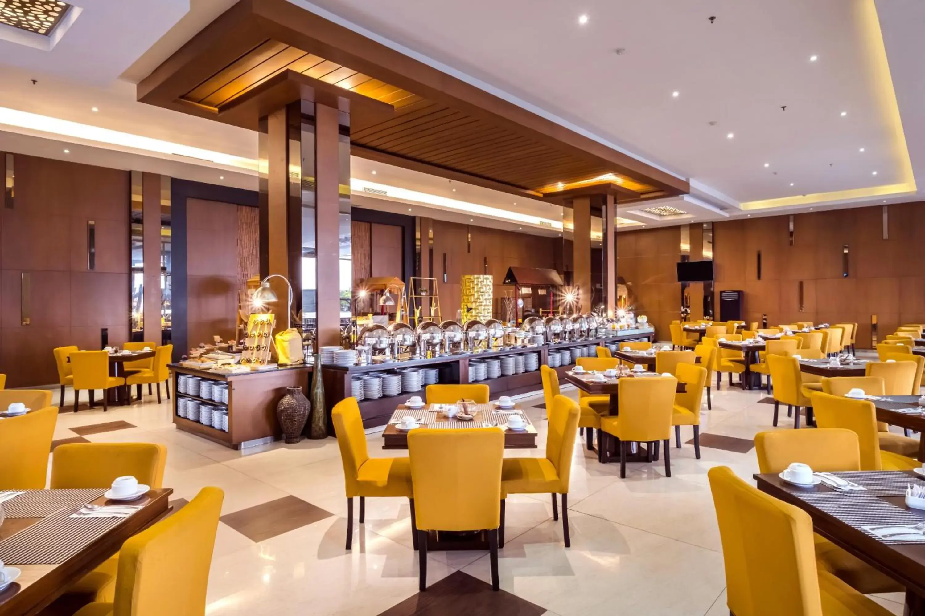Restaurant/Places to Eat in Gets Hotel Semarang