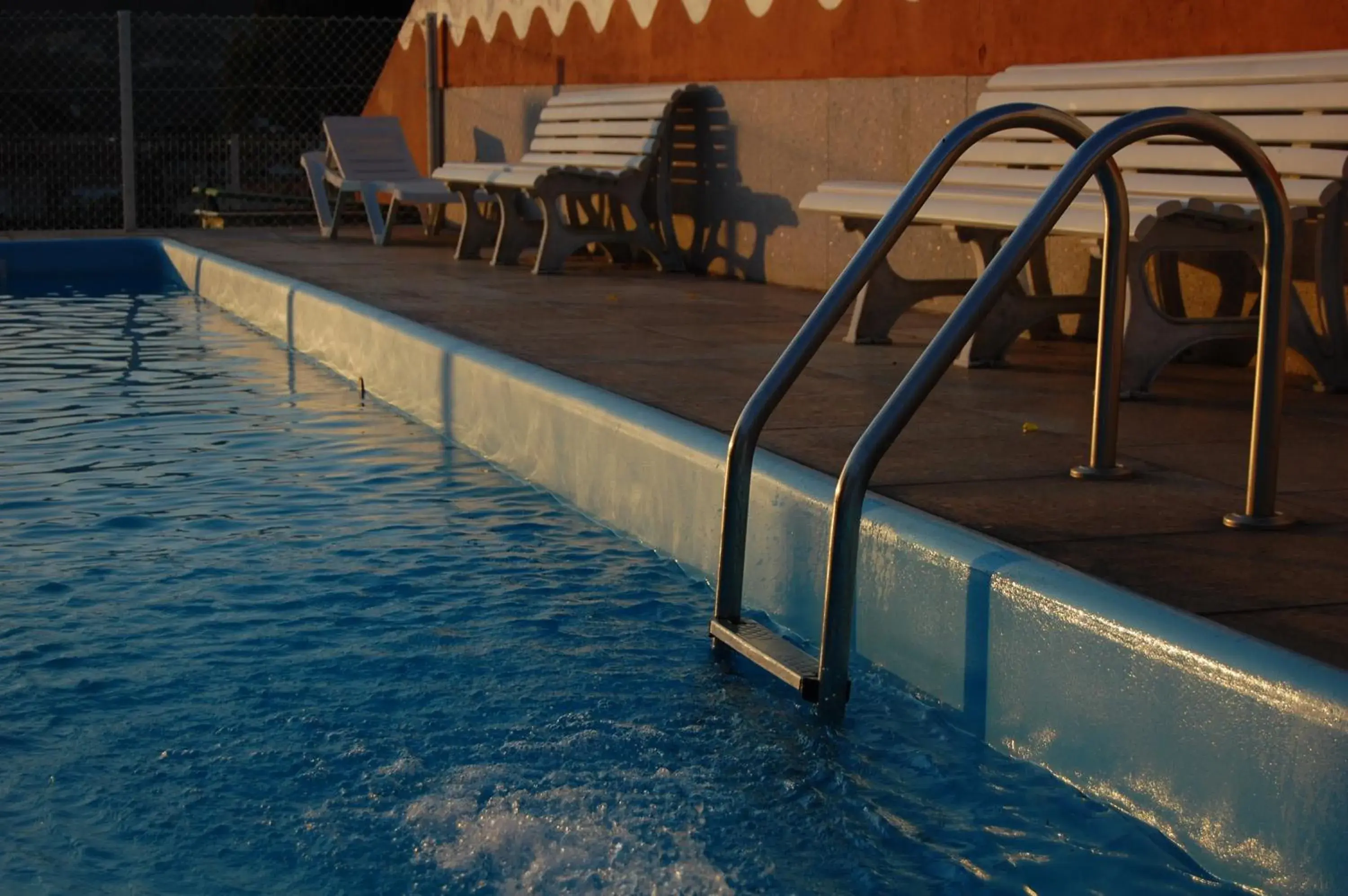 Swimming pool in Hotel París Swimming pool in Hotel París
