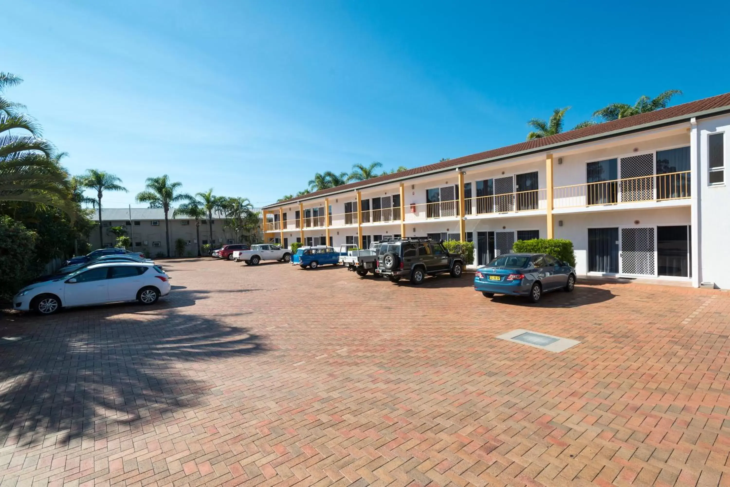 Suite with Spa Bath in The Beach Motel Hervey Bay