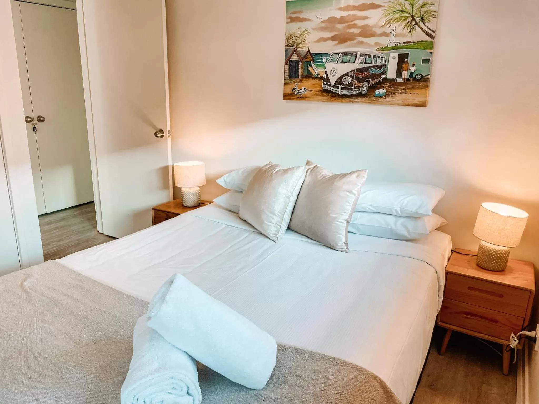 Bed in Sea Breeze on Main Beach