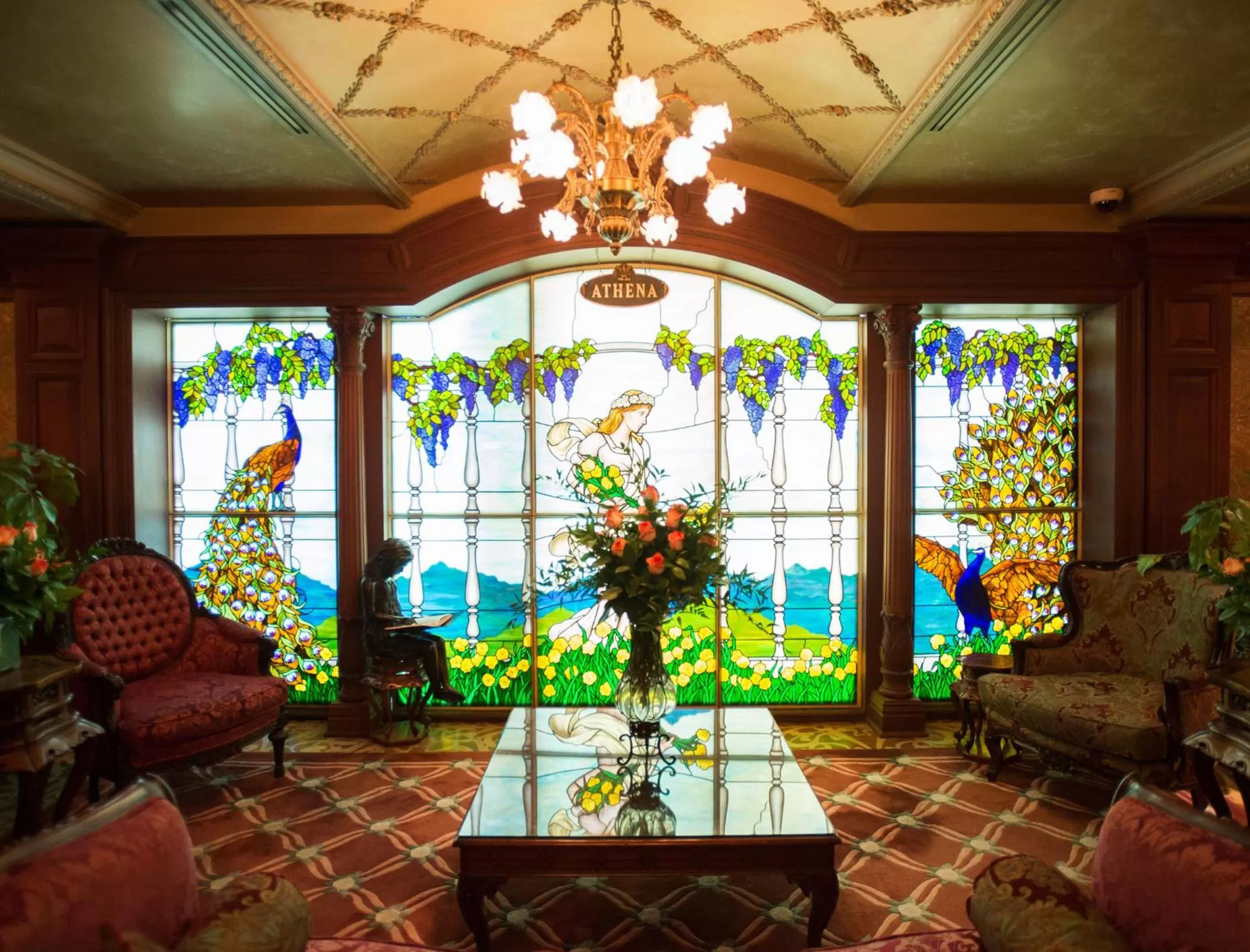 Communal lounge/ TV room in Prince of Wales