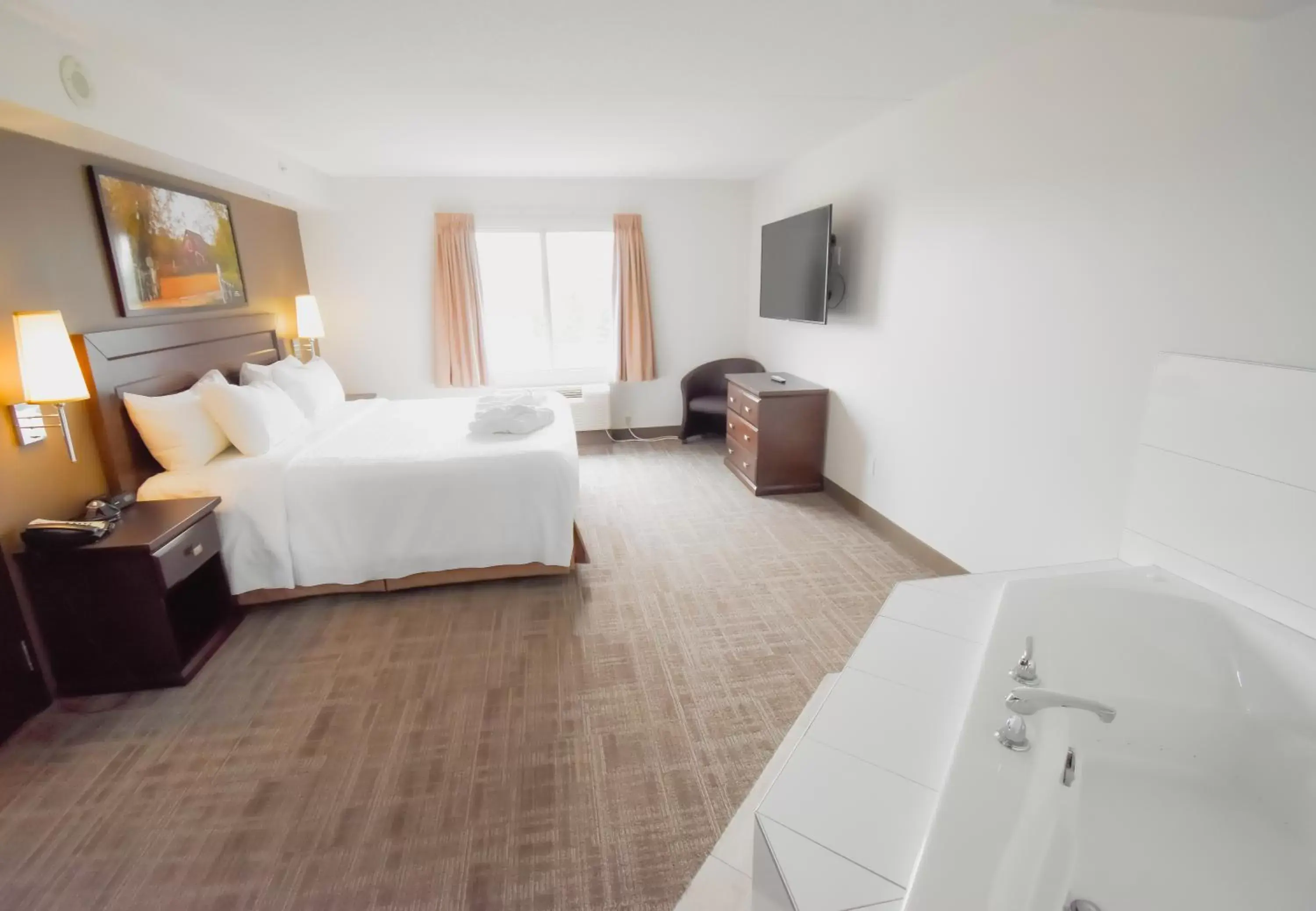 Bedroom in Canad Inns Destination Centre Club Regent Casino Hotel