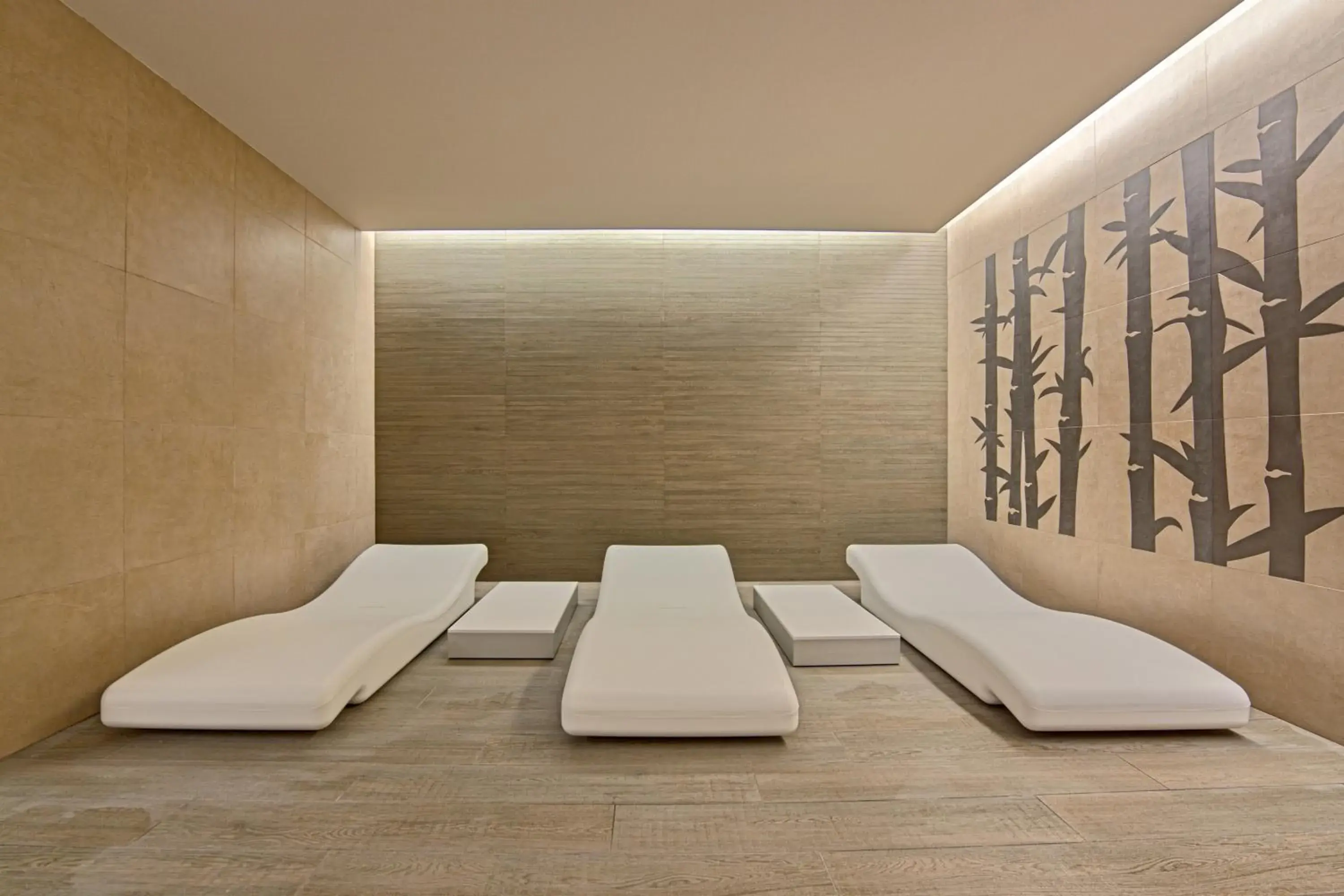 Spa and wellness centre/facilities in Ramada Plaza by Wyndham Bucharest Convention Center