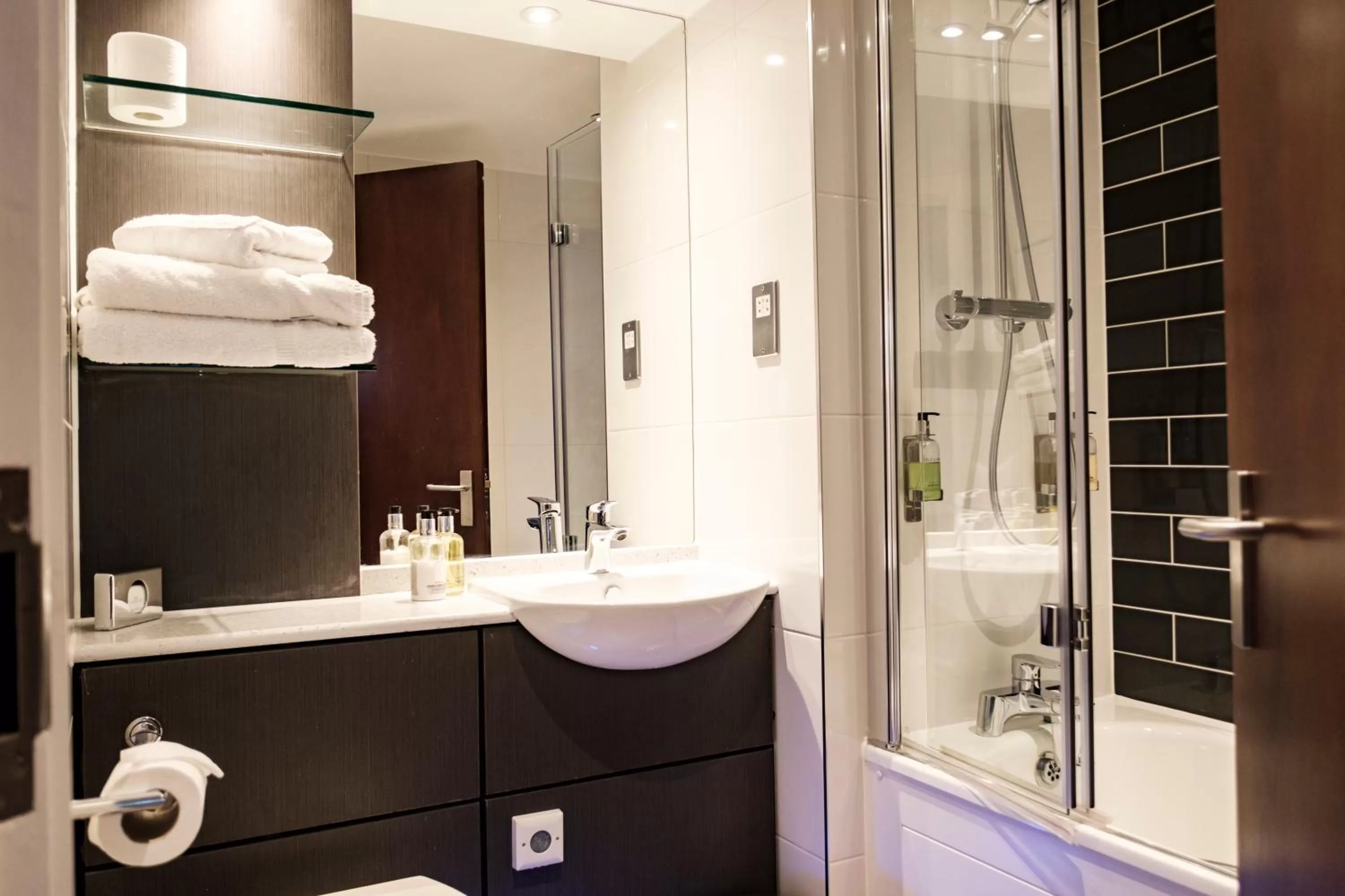 Bathroom in The Princess Royal