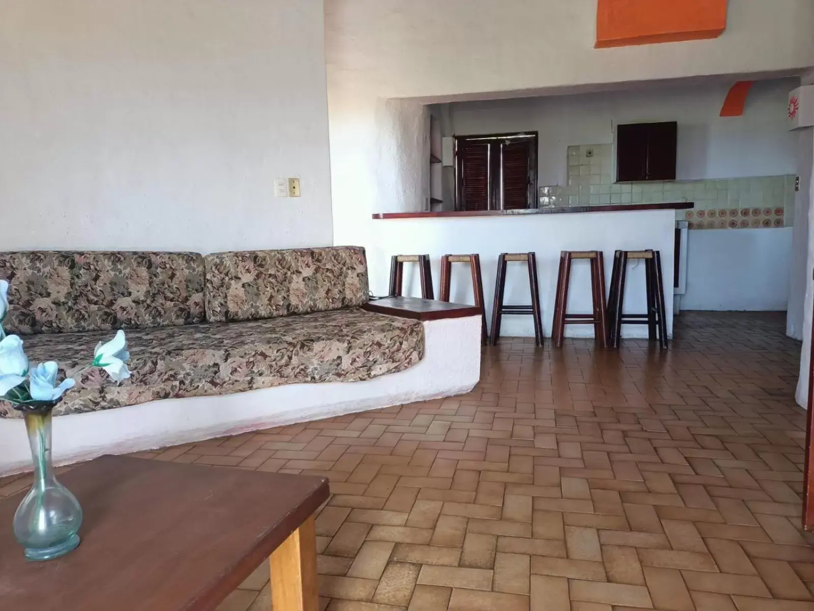 Kitchen or kitchenette, Seating Area in hotel plaza tucanes