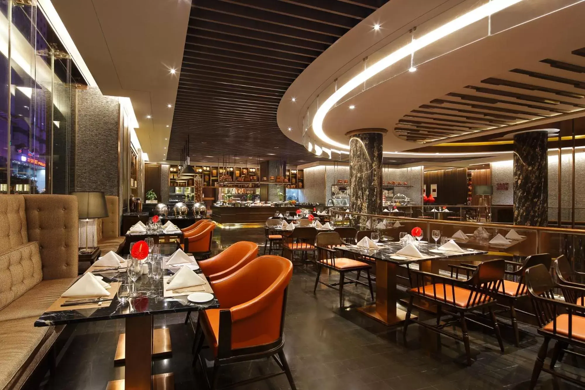 Breakfast, Restaurant/Places to Eat in Crowne Plaza Kunming City Centre, an IHG Hotel