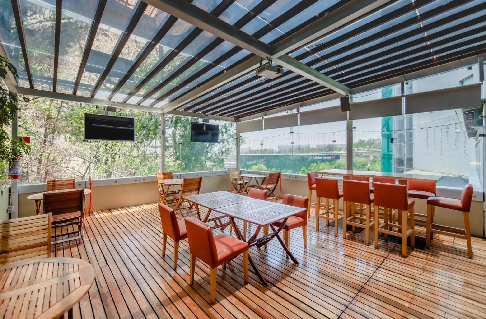 Balcony/Terrace, Restaurant/Places to Eat in Gamma Ciudad de Mexico Santa Fe