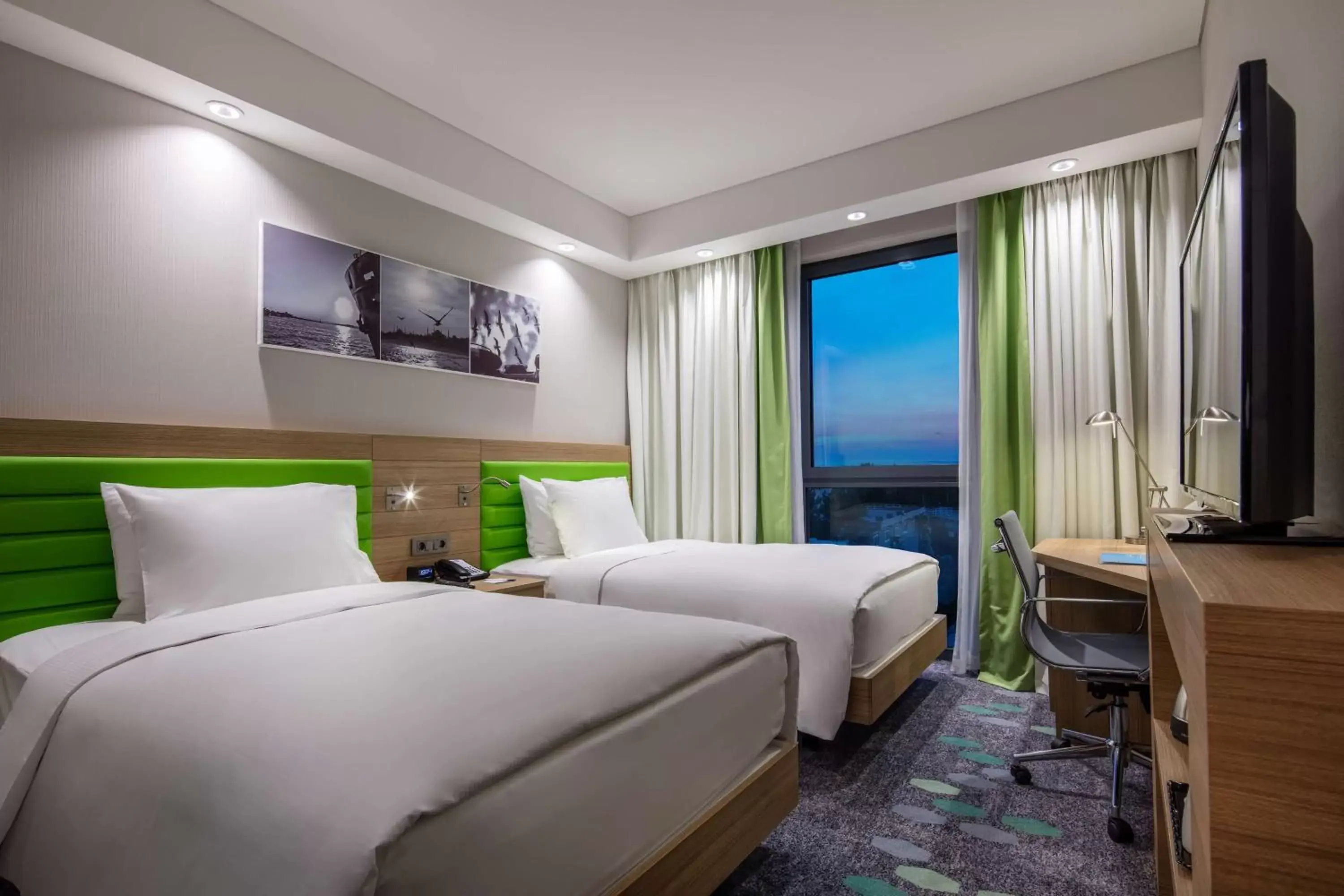 Bed in Hampton by Hilton Istanbul Zeytinburnu