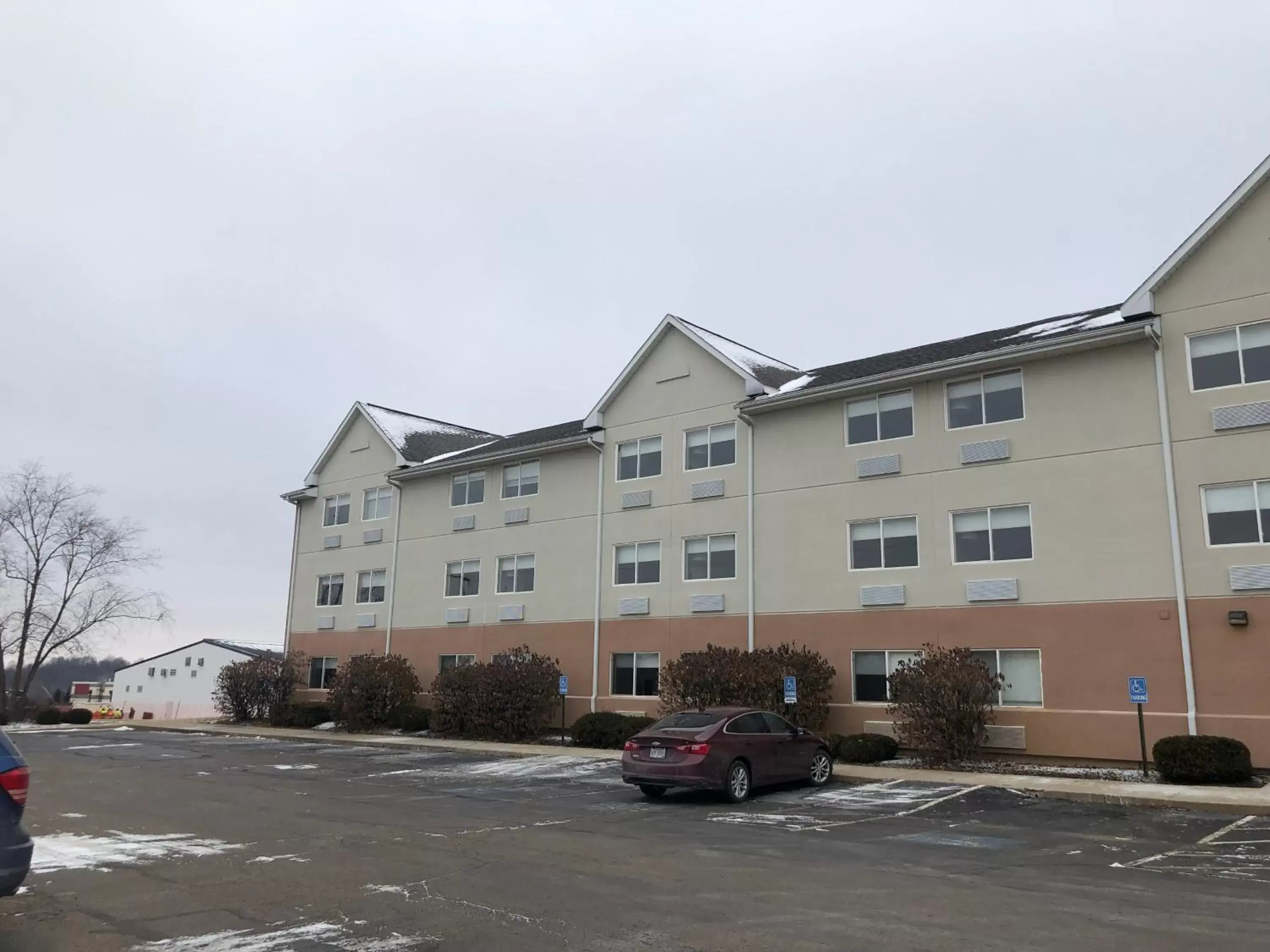 Property Building in Holiday Inn Express Mt. Vernon, an IHG Hotel