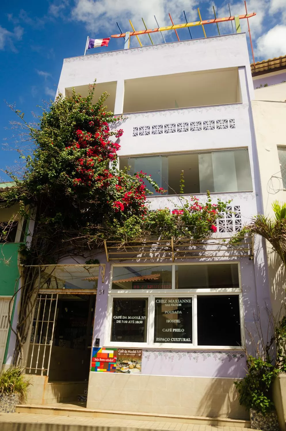 Property Building in Pousada e Hostel Chez Marianne