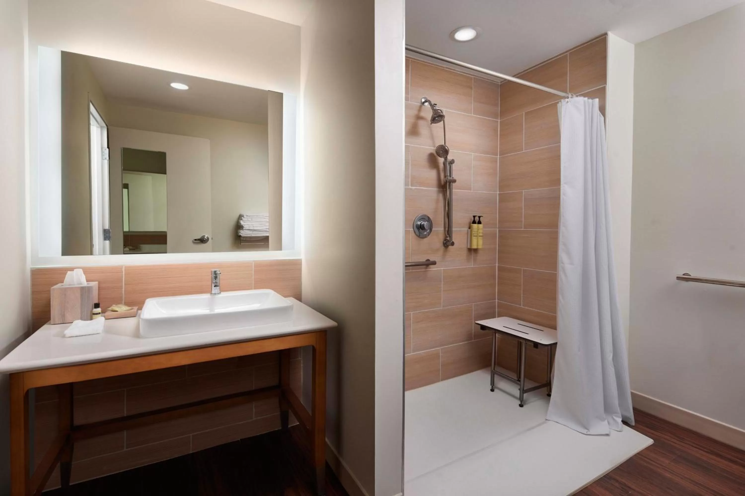 Bathroom, Bed in Element by Westin Baton Rouge South