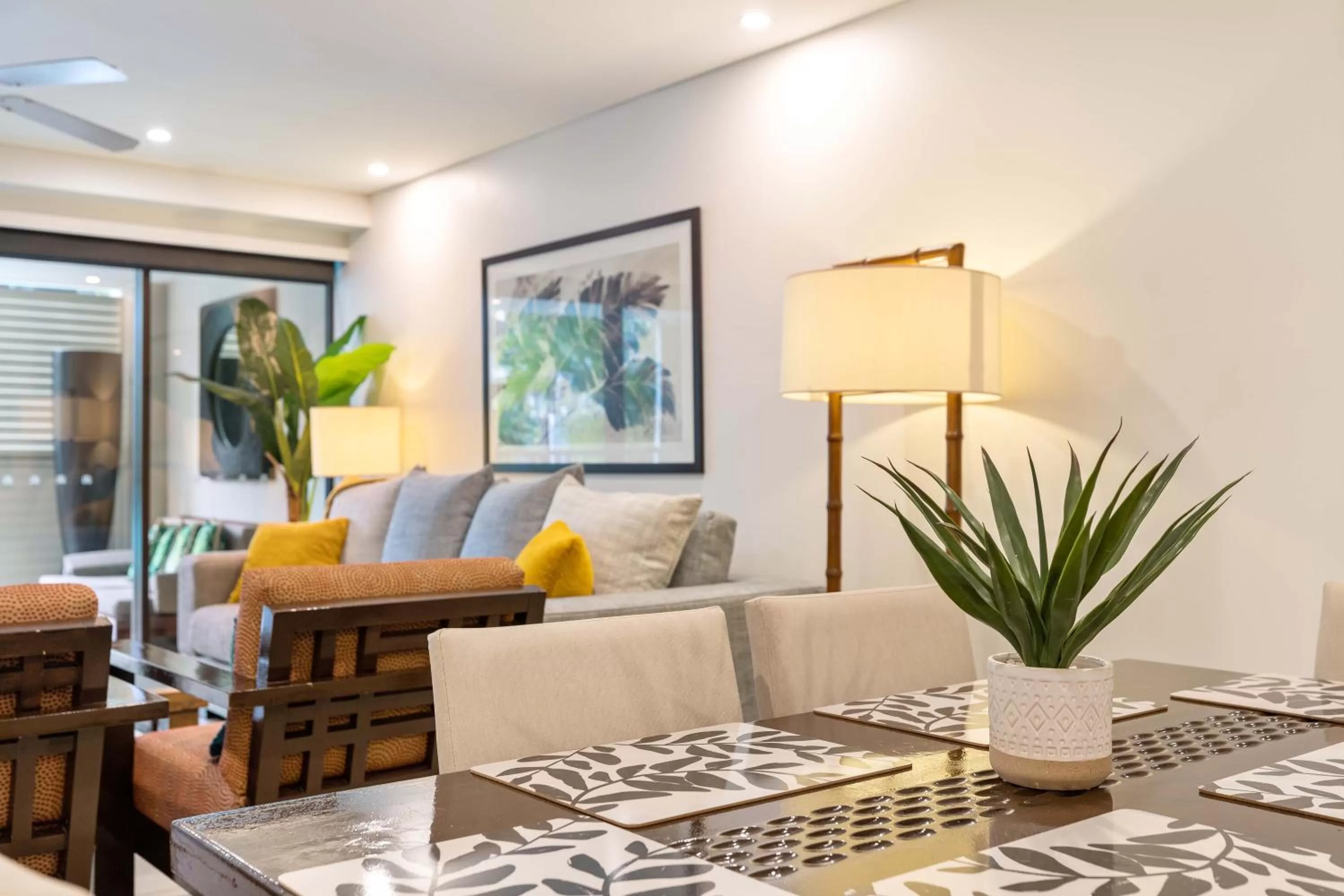 Living room, Seating Area in Port Douglas Private Apartments in Temple