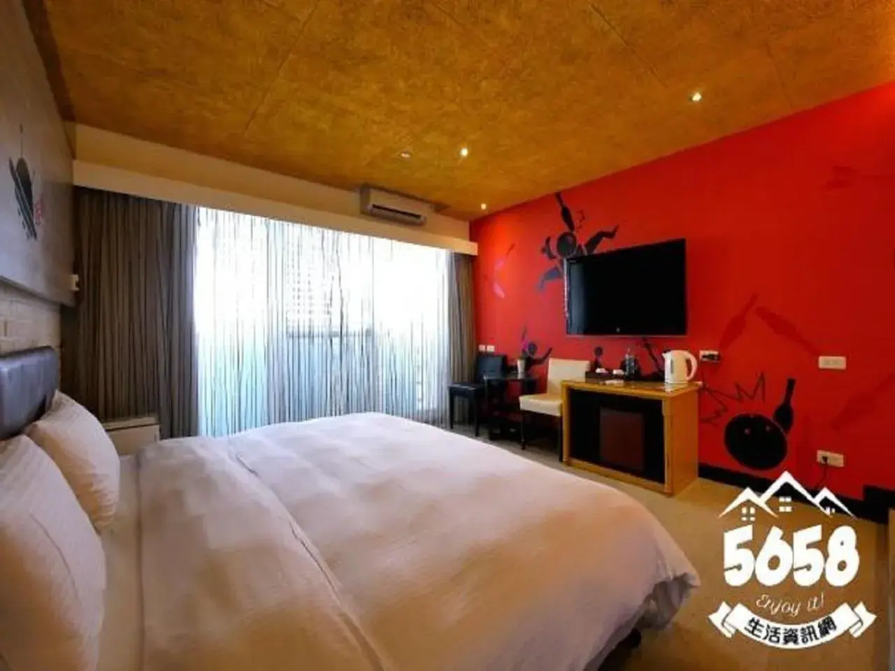 Bed in R8 Eco Hotel