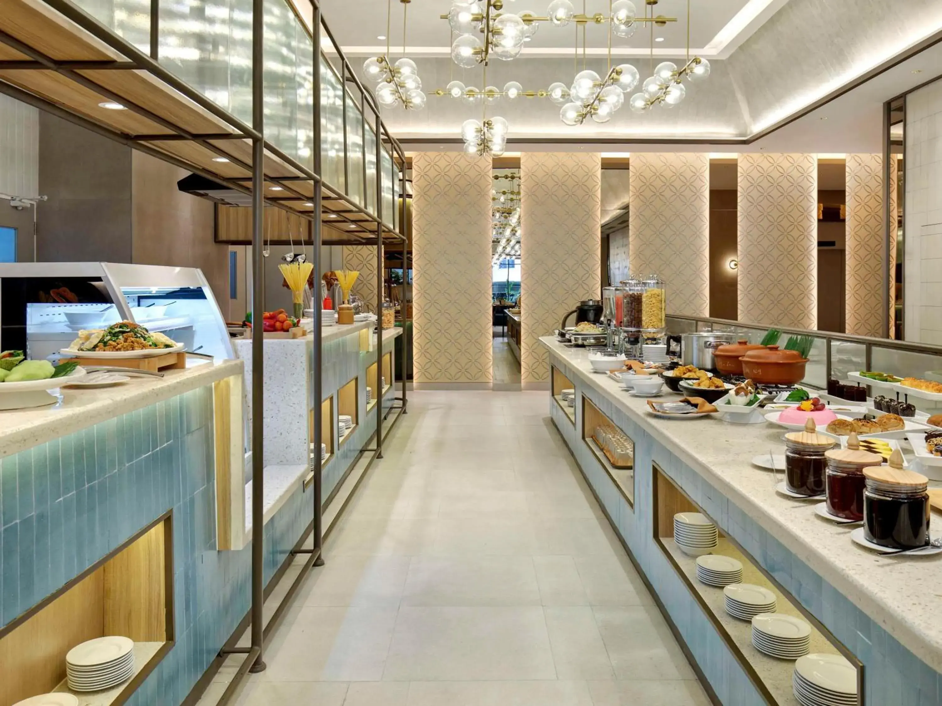 Restaurant/places to eat in ibis Palembang Sanggar Restaurant/places to eat in ibis Palembang Sanggar