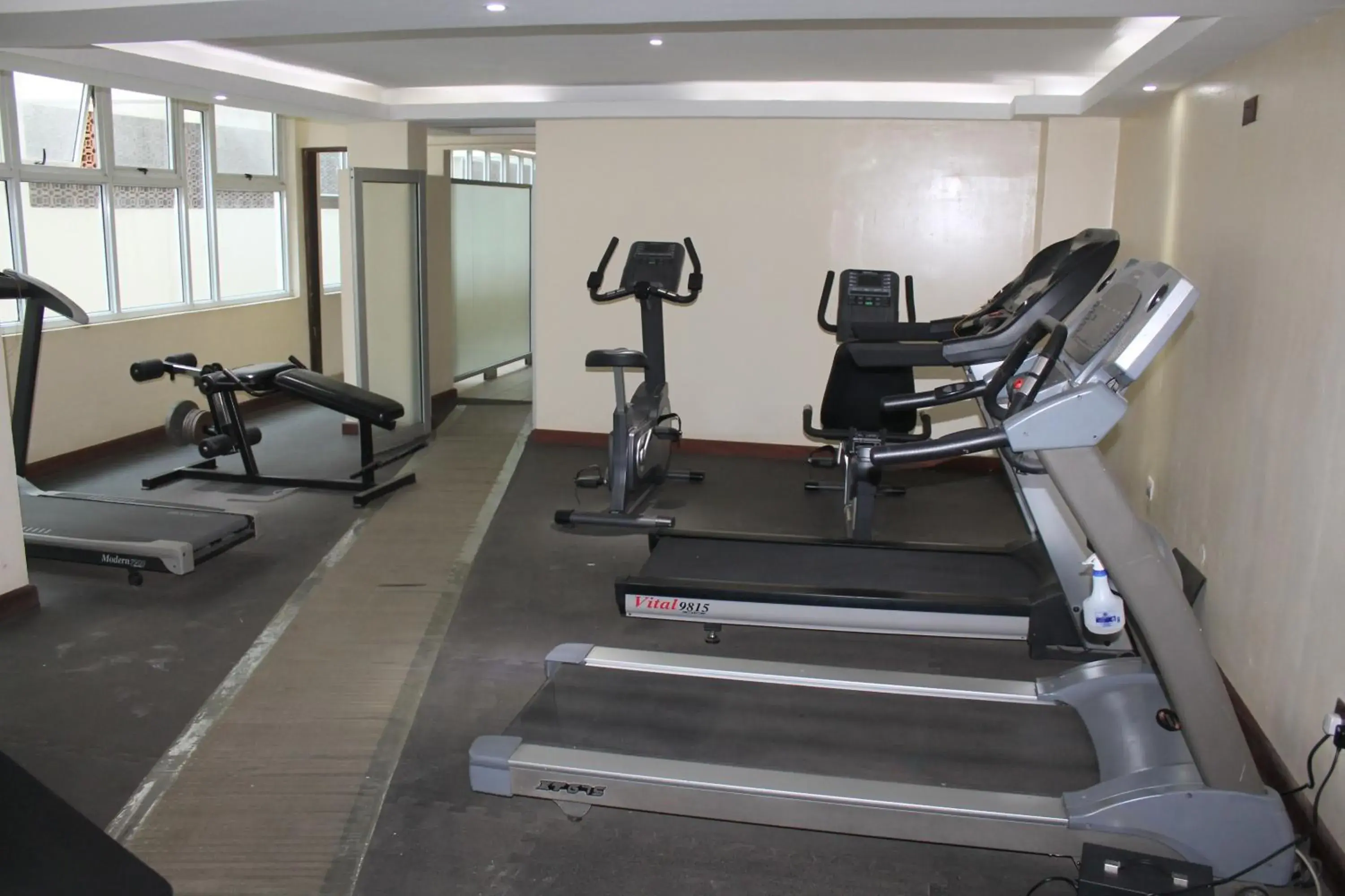 Fitness centre/facilities, Fitness Center/Facilities in Airport Landing Hotel