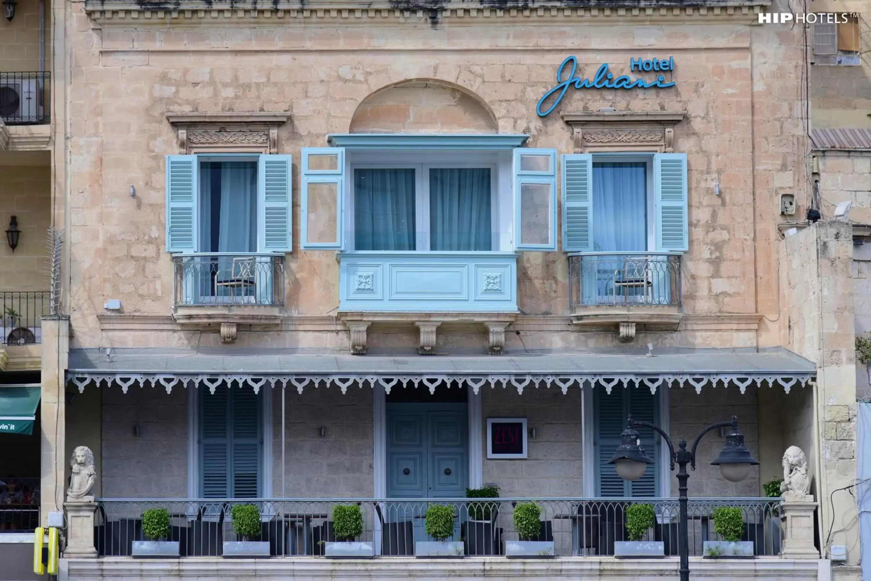 Facade/entrance, Property Building in Hotel Juliani - Boutique Hotel