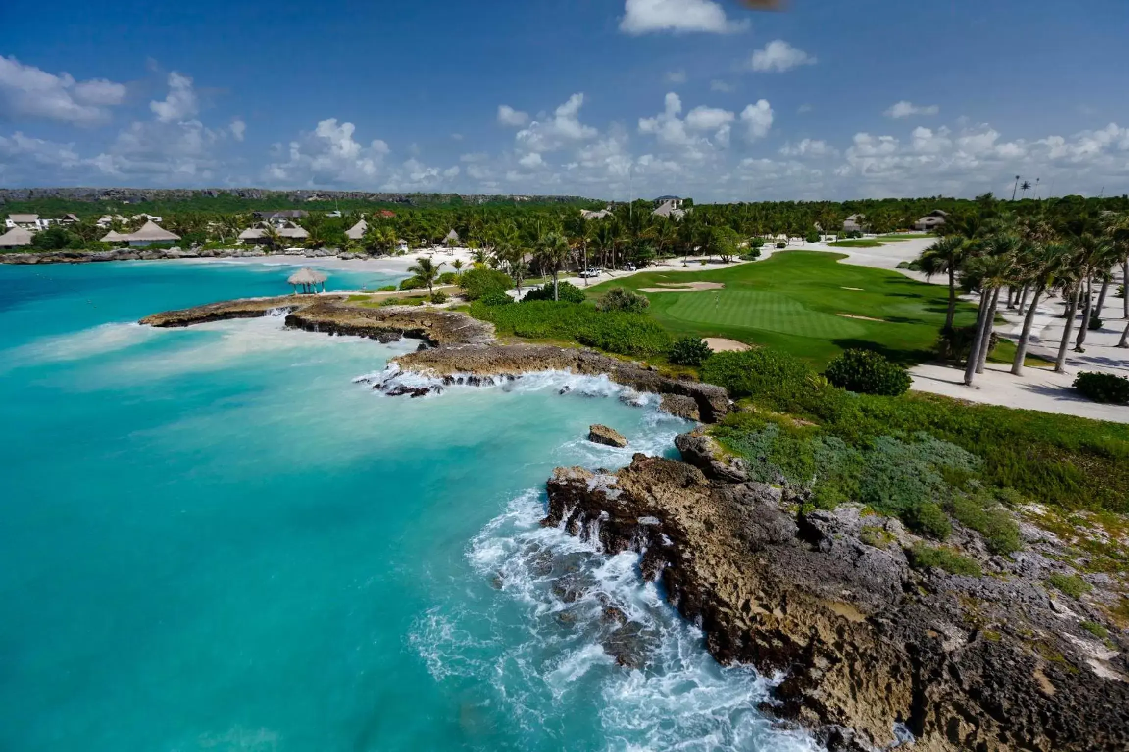 Natural landscape, Bird's-eye View in Eden Roc Cap Cana