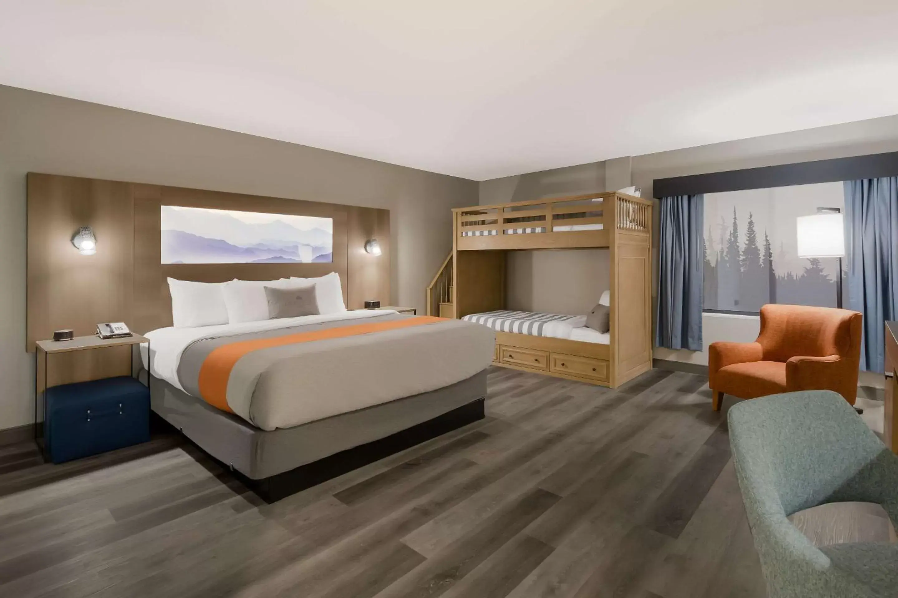 Bedroom in Graystone Lodge, Ascend Hotel Collection