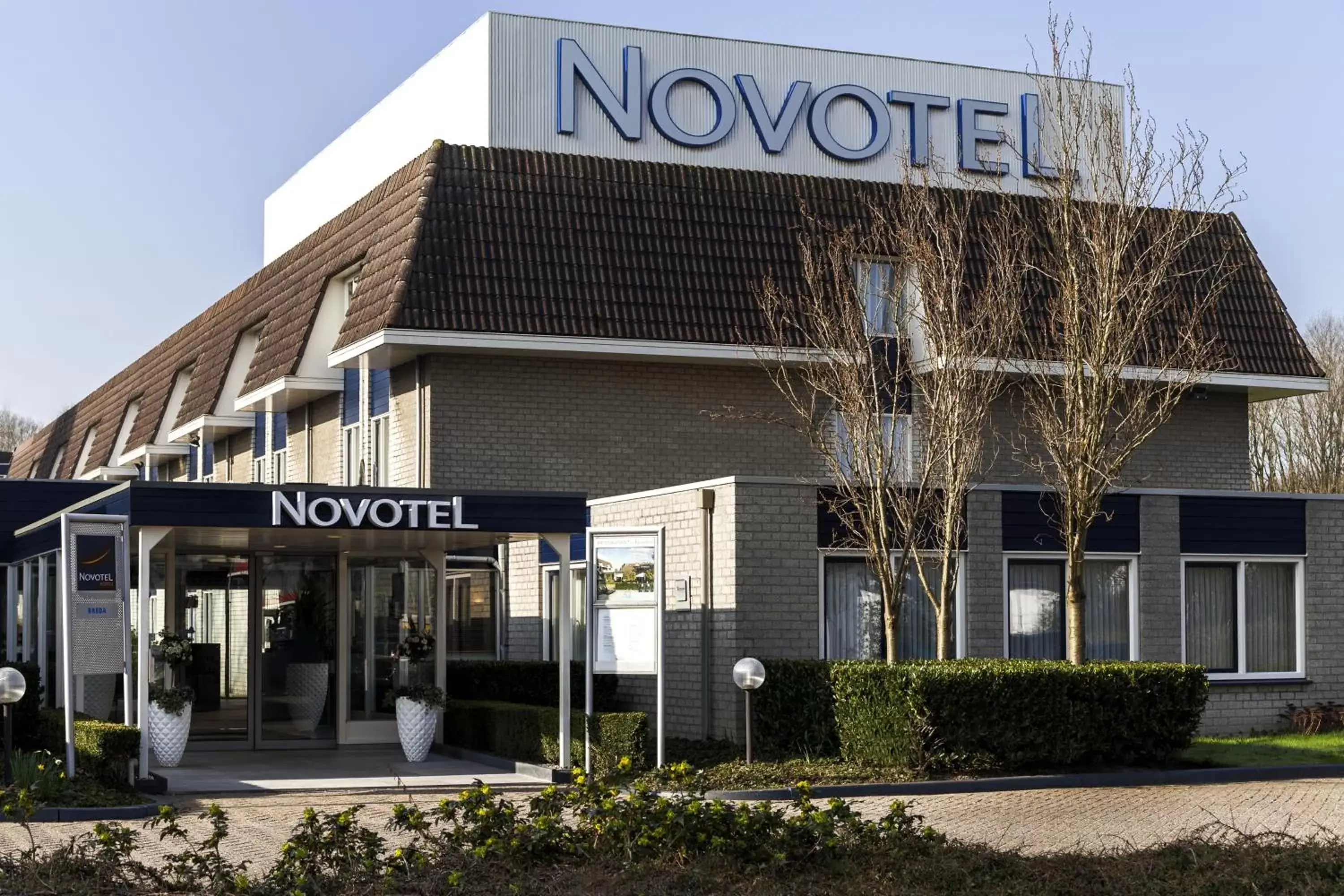 Facade/entrance, Property Building in Novotel Breda