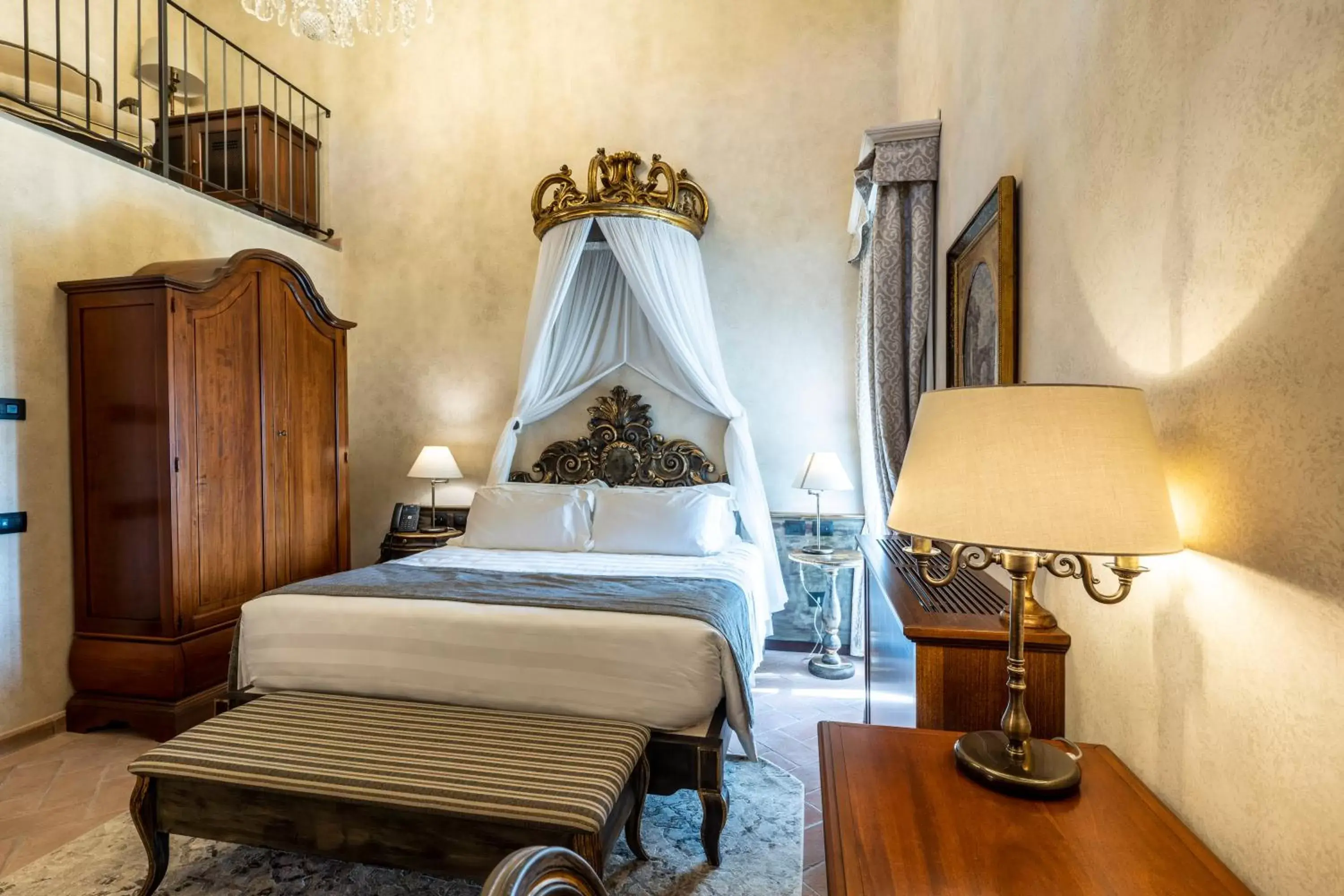 Bed in Villa Petriolo