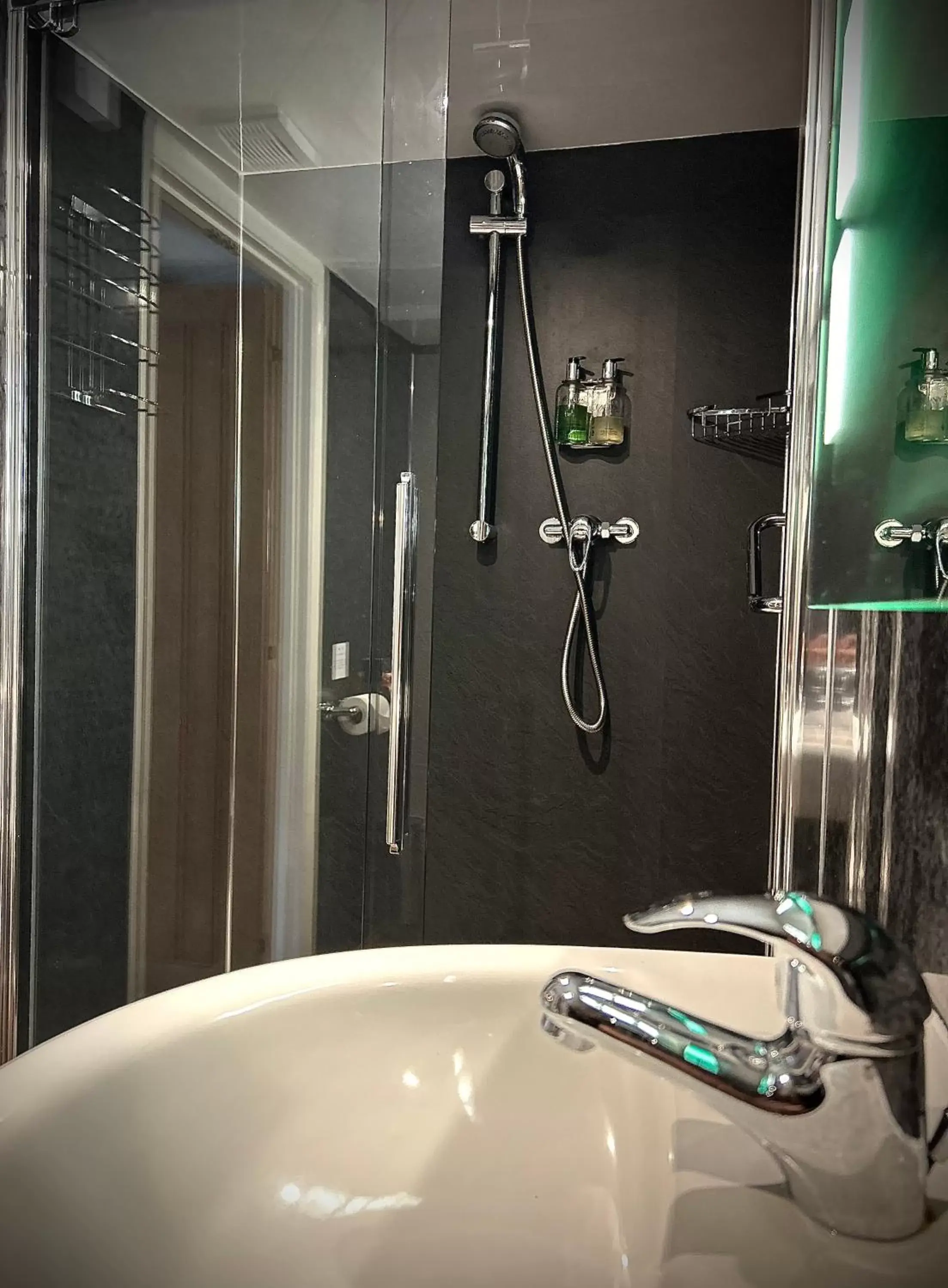 Shower, Bathroom in Royal Oak Appleby