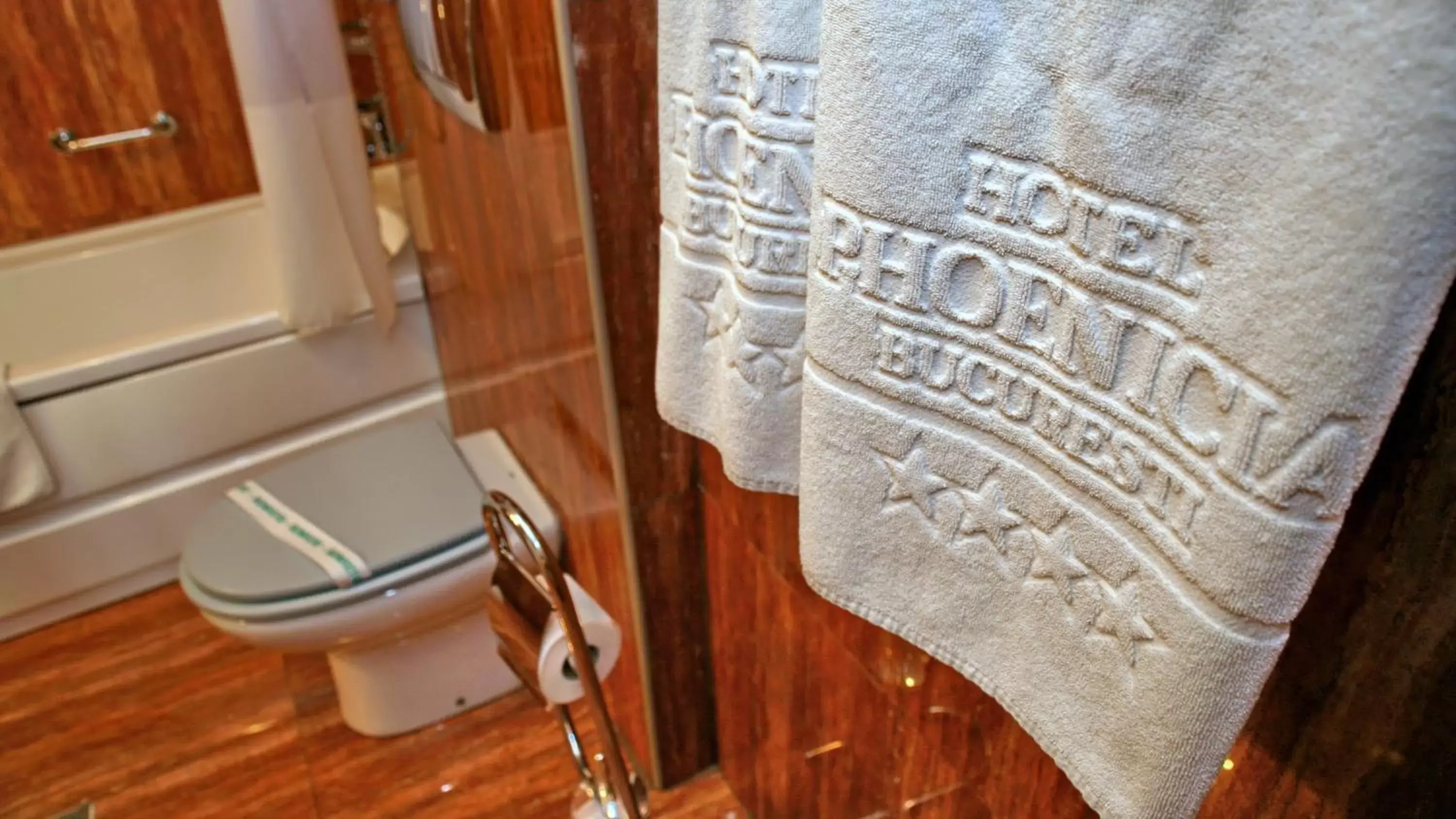 Bathroom in Phoenicia Grand Hotel