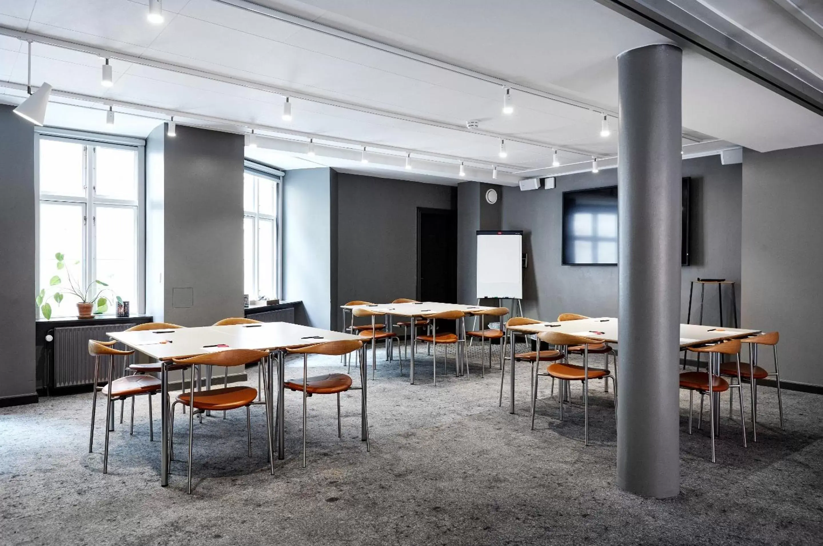 Meeting/conference room, Restaurant/Places to Eat in Hotel SP34 by Brøchner Hotels