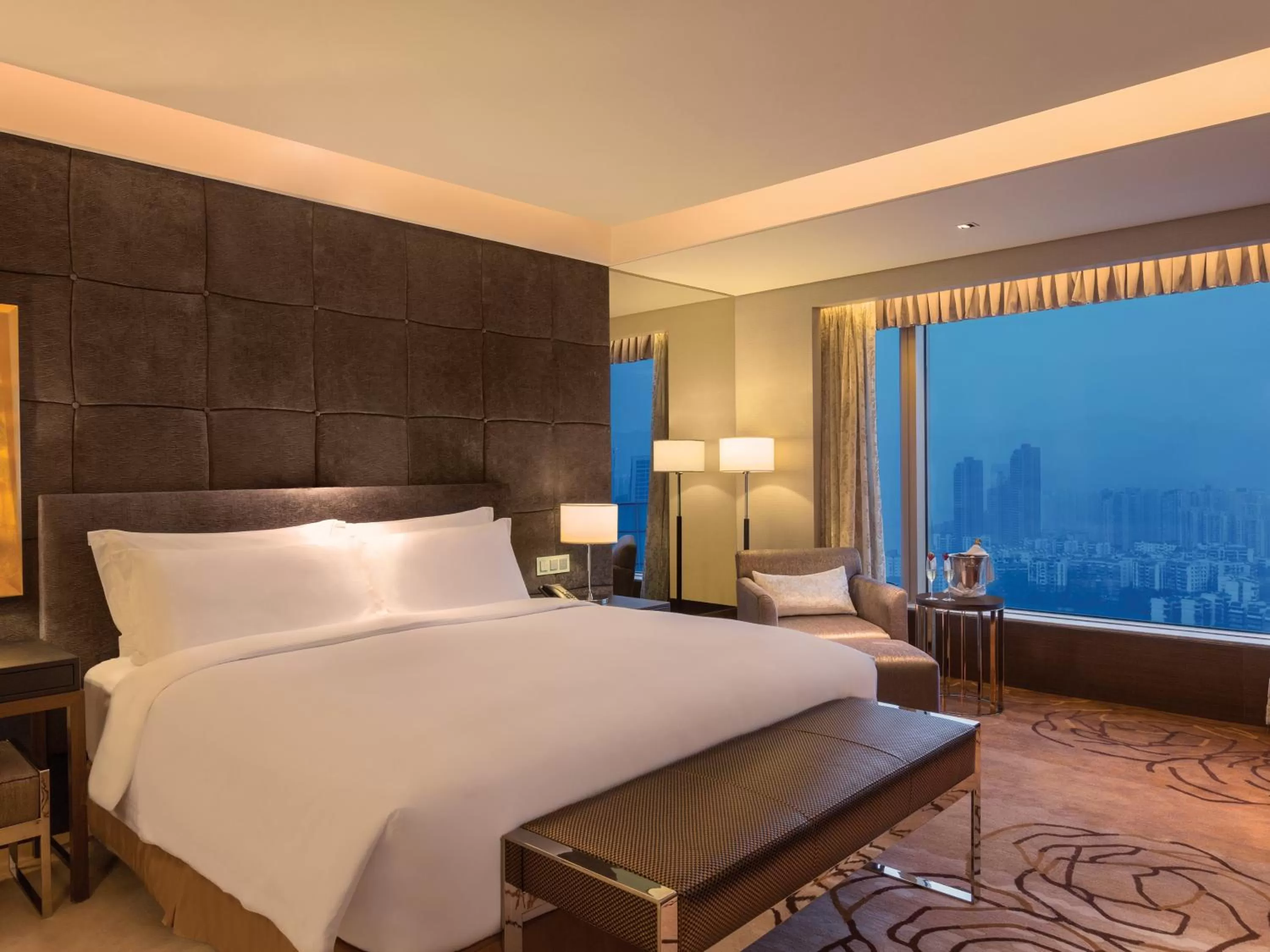 Bedroom, Bed in Kempinski Hotel Chongqing - Complimentary 500ml Home-Brewed beer voucher upon check-in