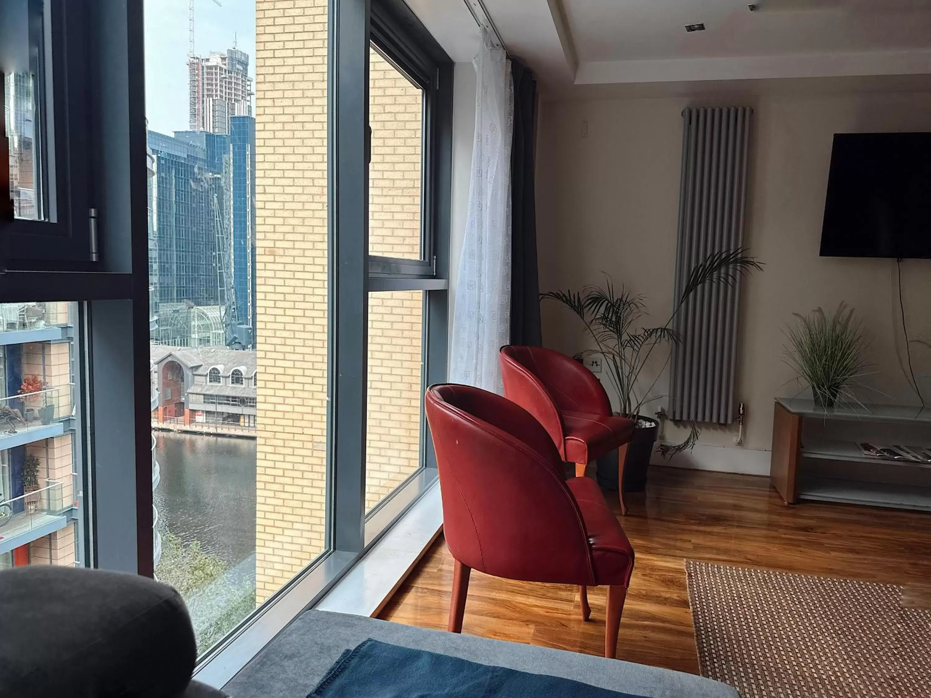 View (from property/room), Seating Area in Canary Wharf - Luxury Apartments