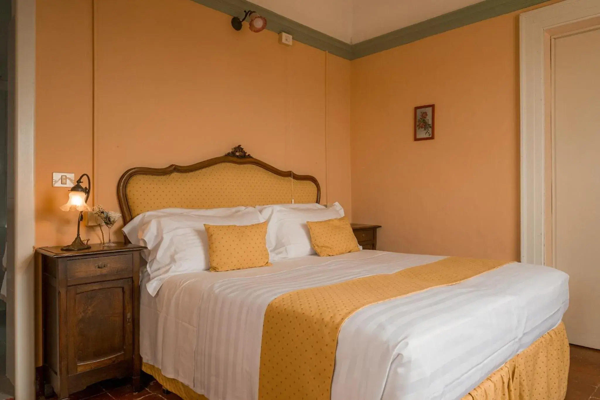 Bed in Albergo Real Castello