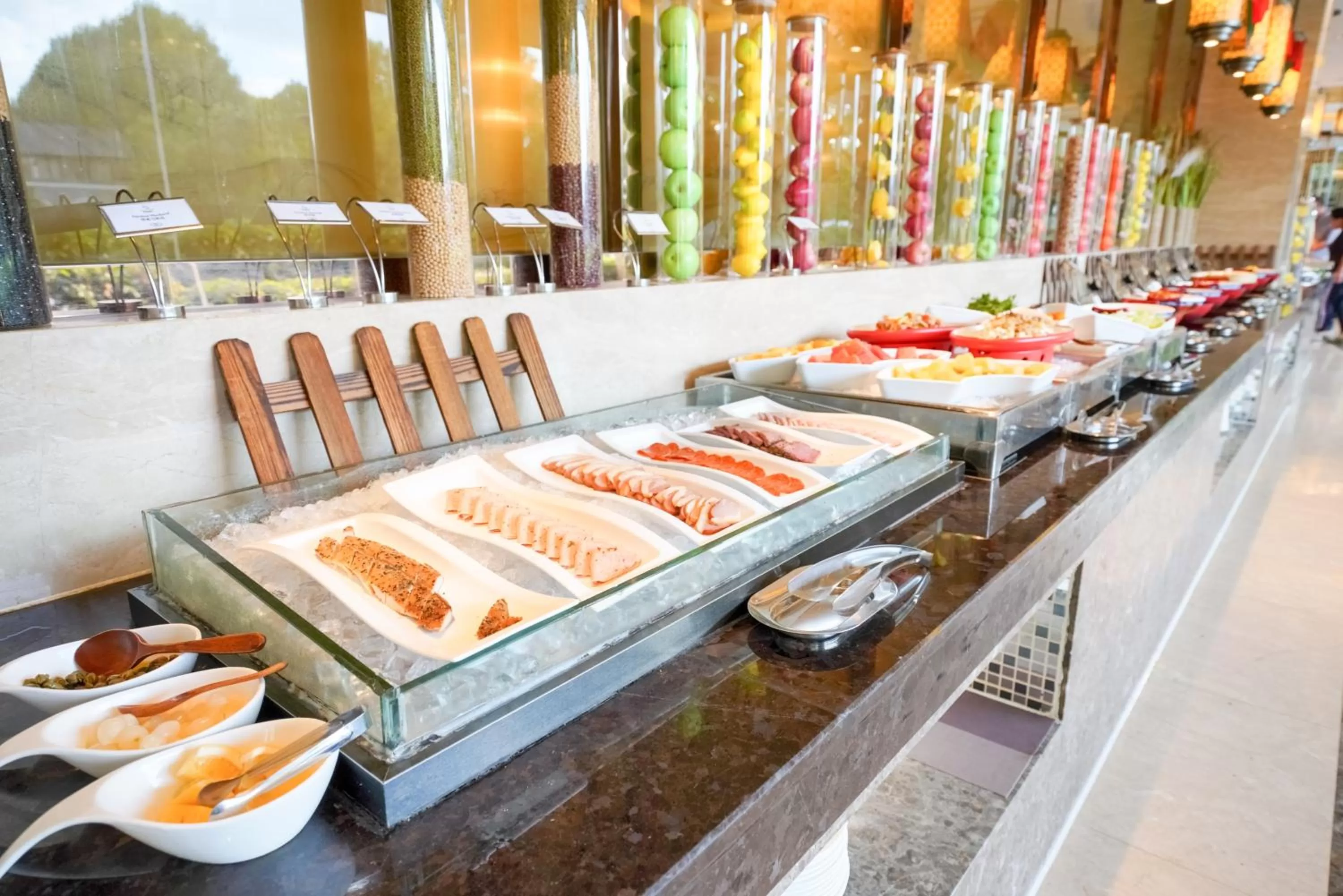 Food in Sofitel Hangzhou Westlake - Few steps to West Lake, with panoramic lake view terrace