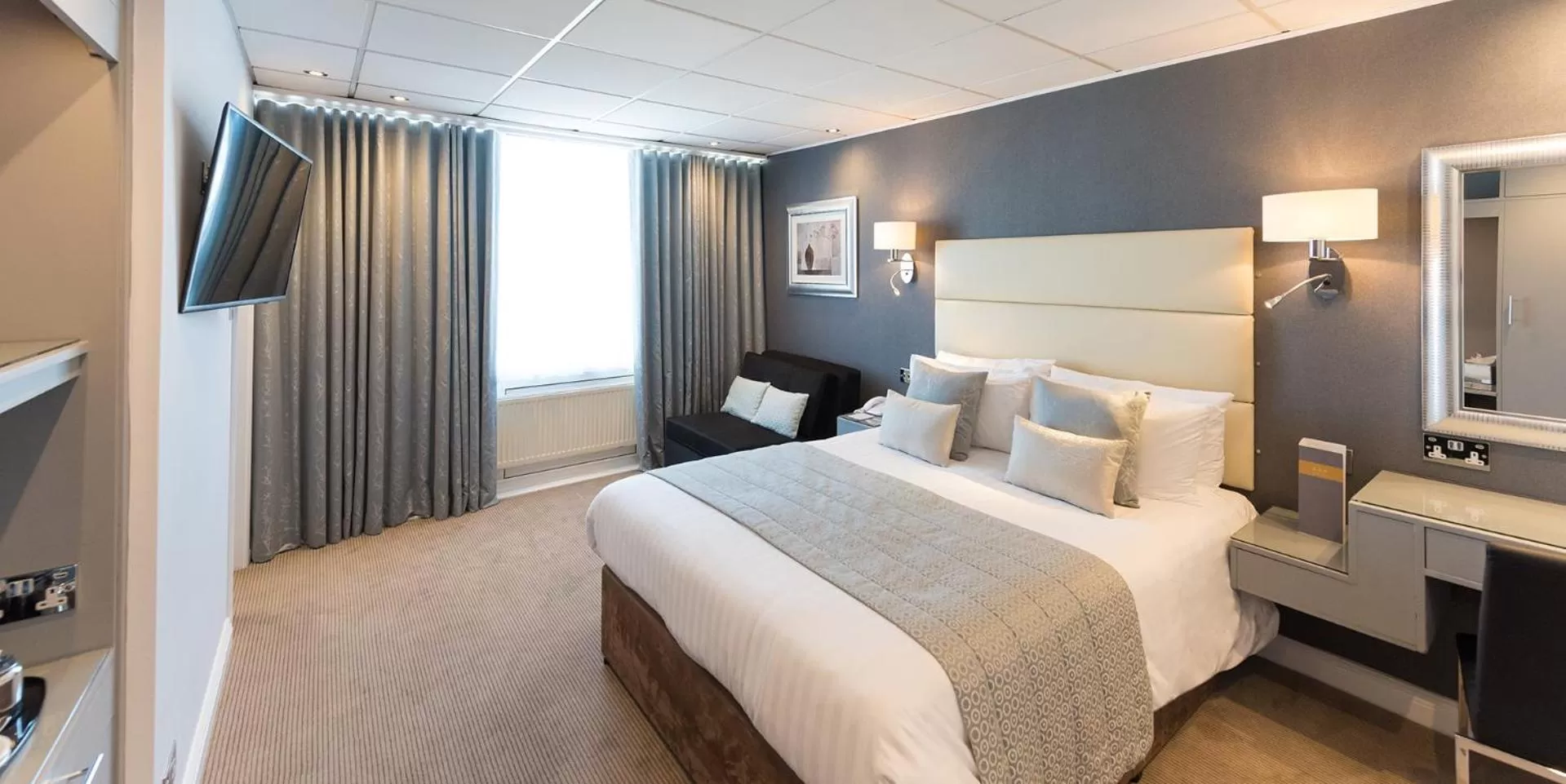 Bedroom, Bed in The Barnstaple Hotel