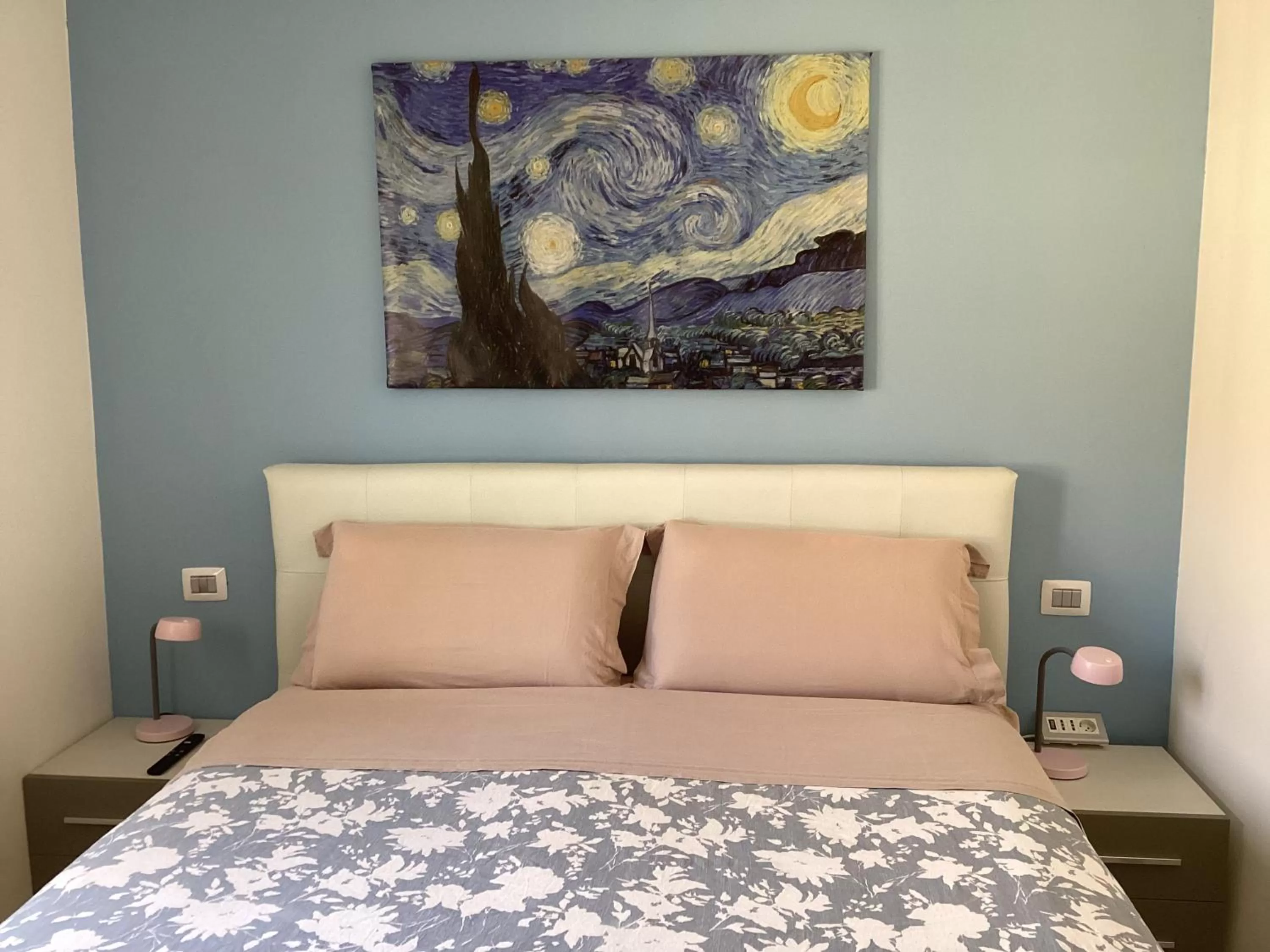 Bed in Bed and Breakfast da Giuseppe, Camere vicino stabilimento Ferrari