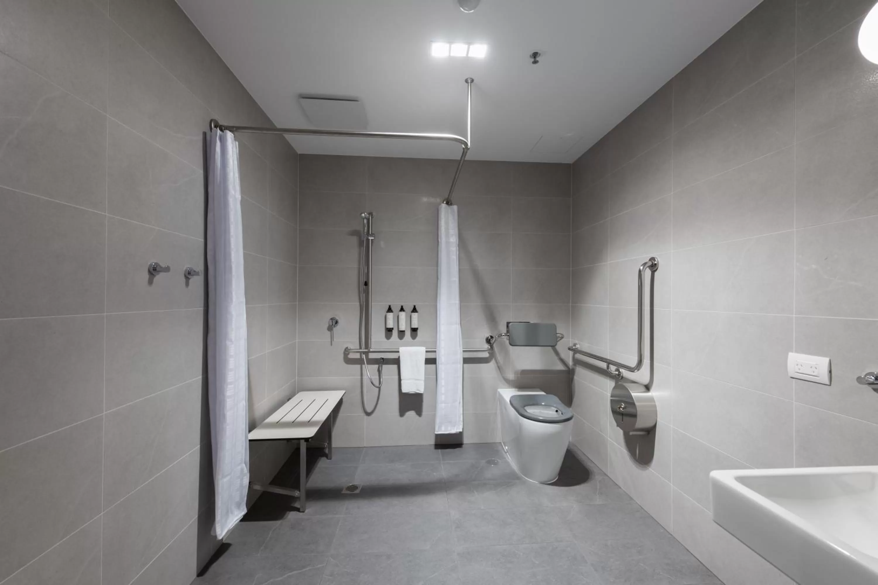 Bathroom in TRYP Adelaide by Wyndham