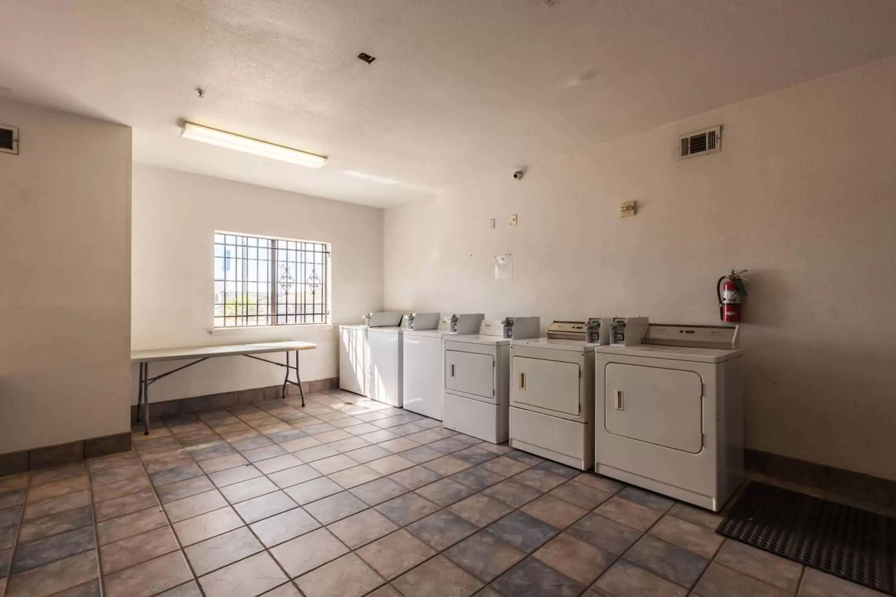 Other, Kitchen/Kitchenette in Studio 6-Port Arthur, TX - SE