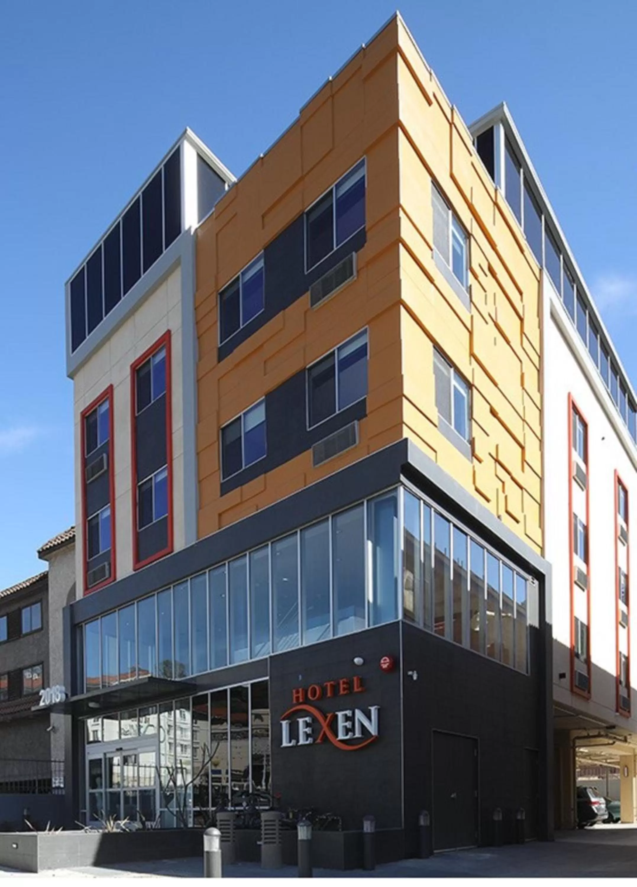 Property building in Lexen Hotel - Hollywood