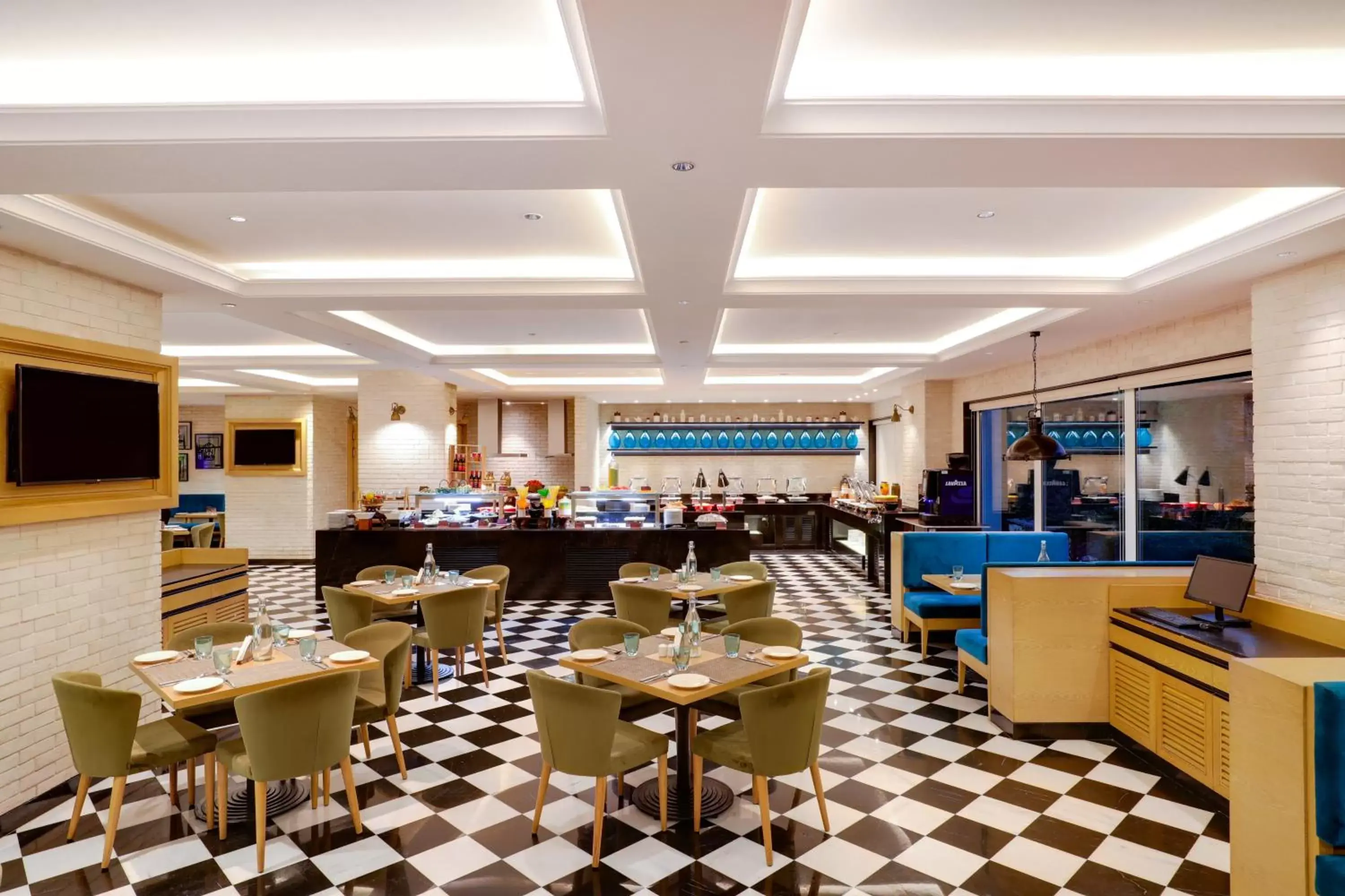 Restaurant/places to eat in Lemon Tree Premier, Mumbai International Airport Restaurant/places to eat in Lemon Tree Premier, Mumbai International Airport