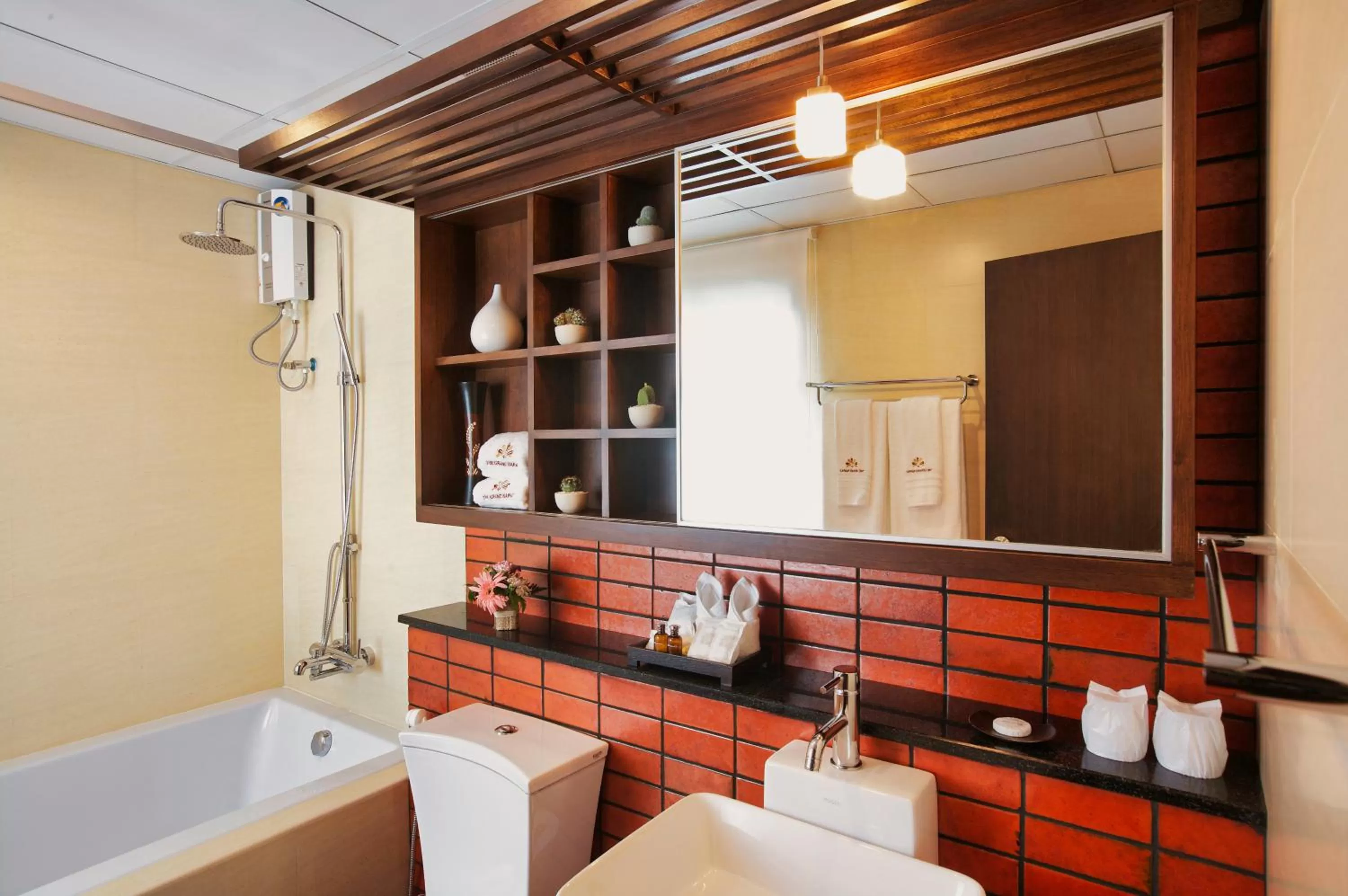 Bath in The Grand Napat