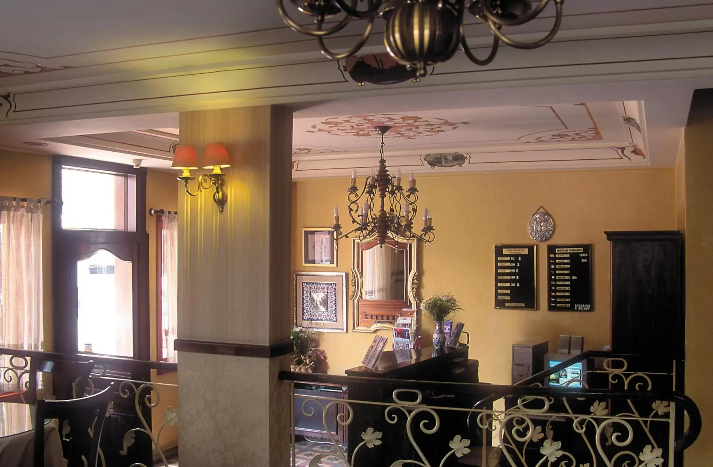 Lobby or reception in Dersaadet Hotel Istanbul