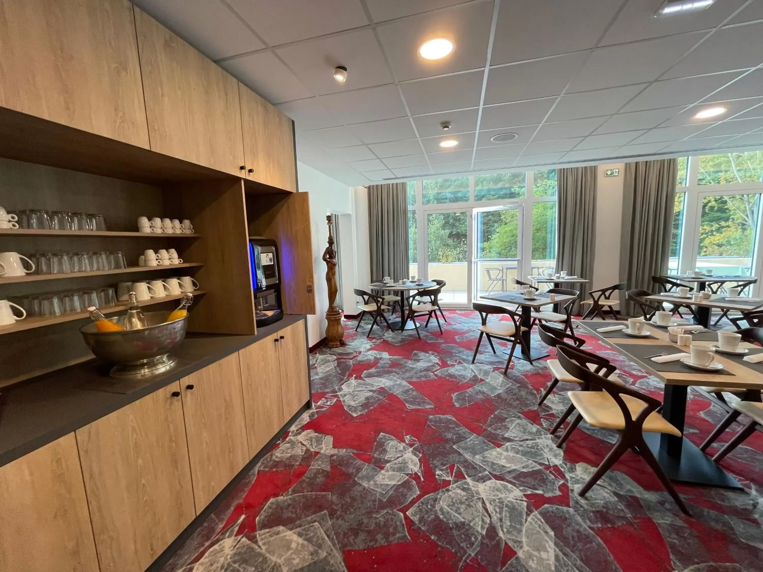 Restaurant/places to eat in Hotel SPA Husseren Collections - Proche Colmar - Eguisheim Restaurant/places to eat in Hotel SPA Husseren Collections - Proche Colmar - Eguisheim