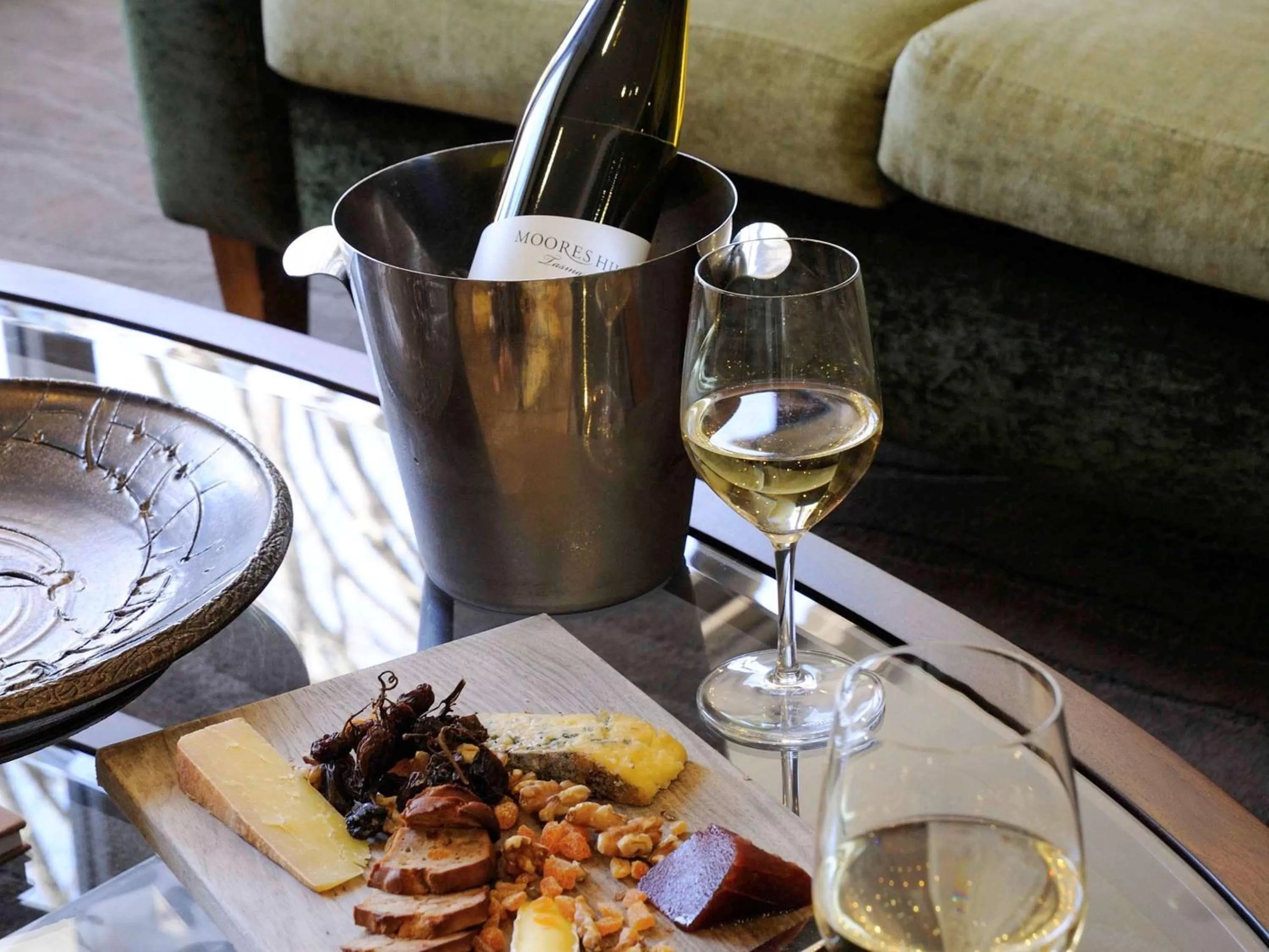 Lounge or bar in The Sebel Launceston