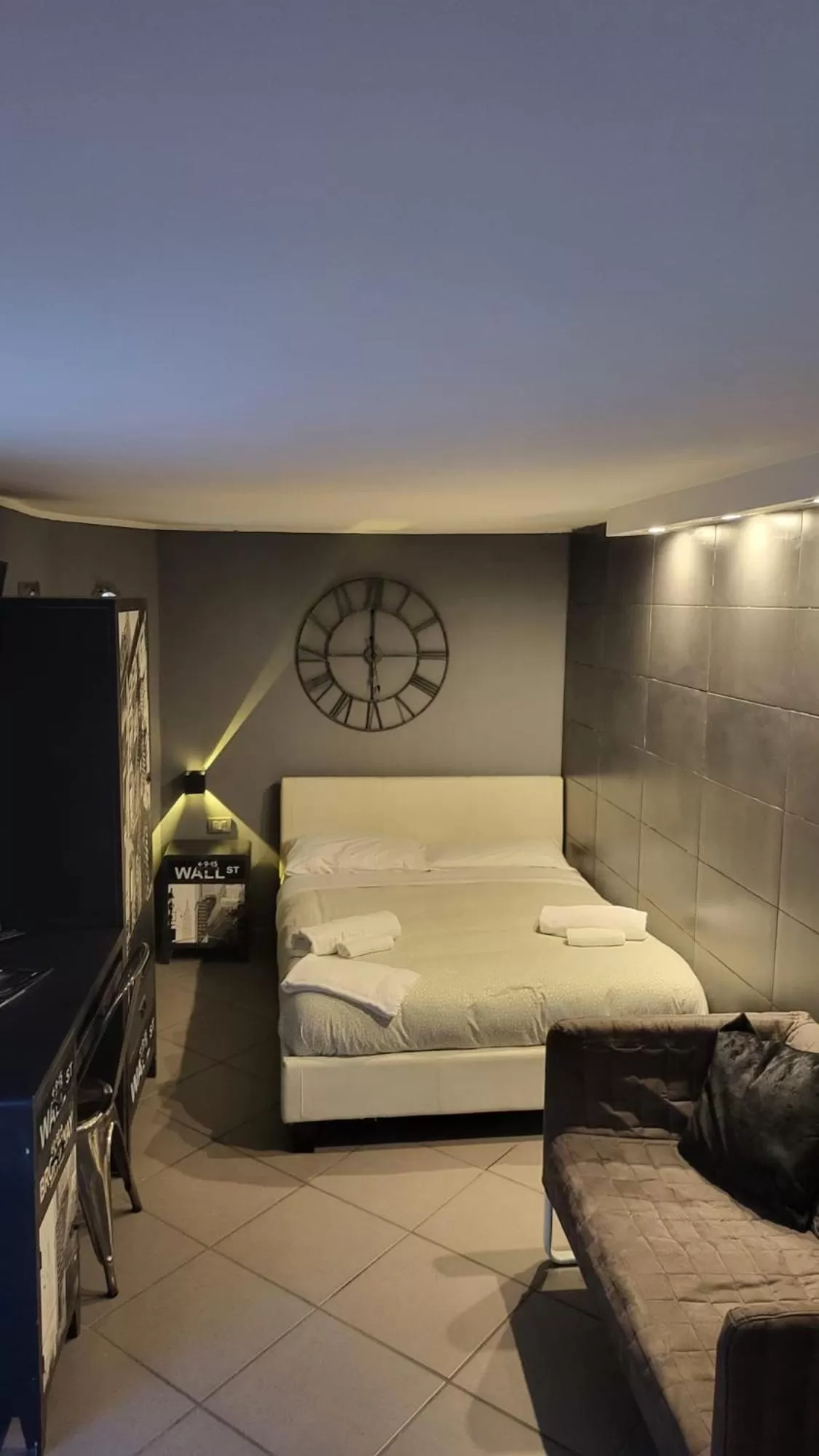 Bedroom, Bed in Il Taschino Suite