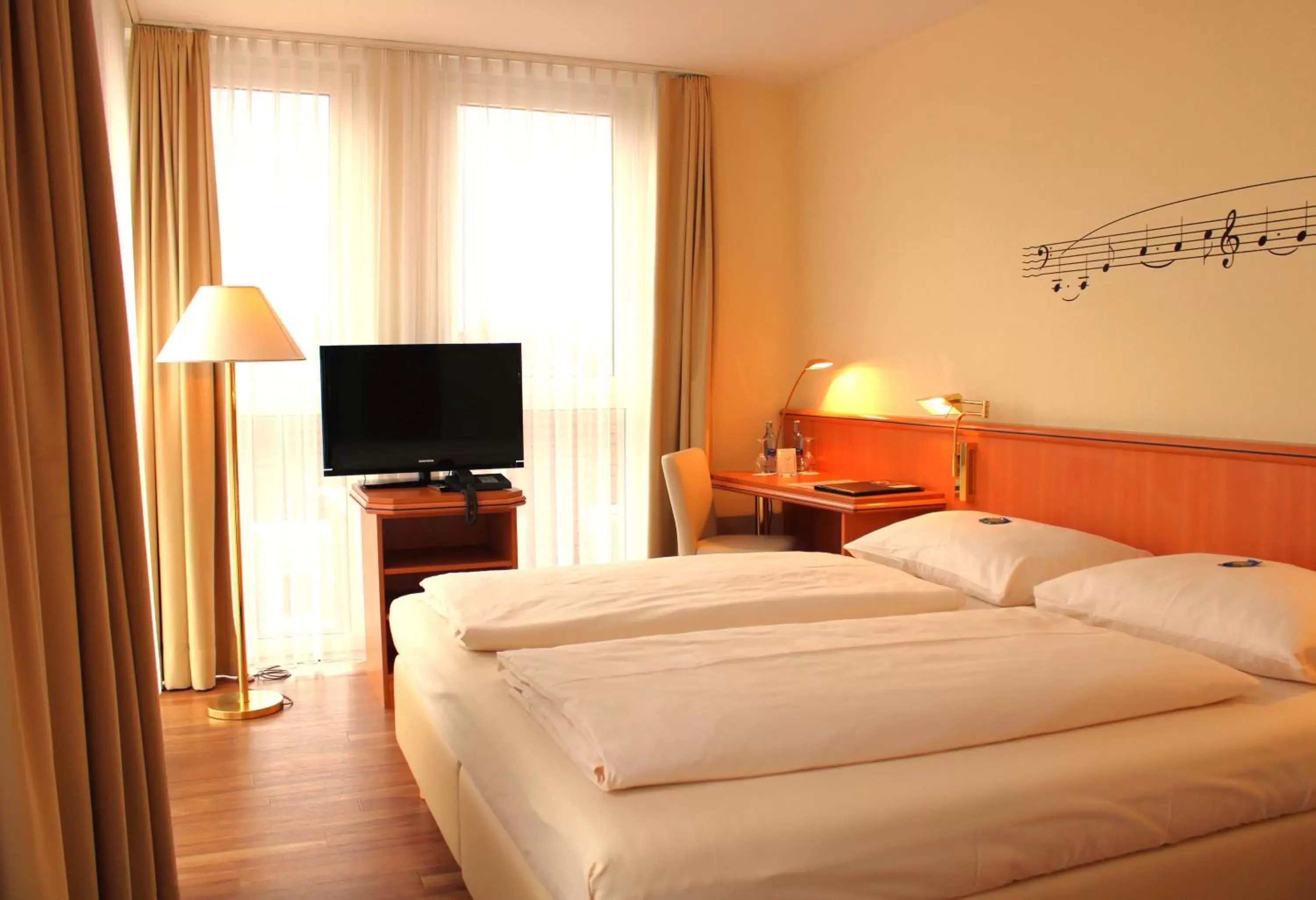 Photo of the whole room, Bed in Hotel Rheingold Photo of the whole room, Bed in Hotel Rheingold