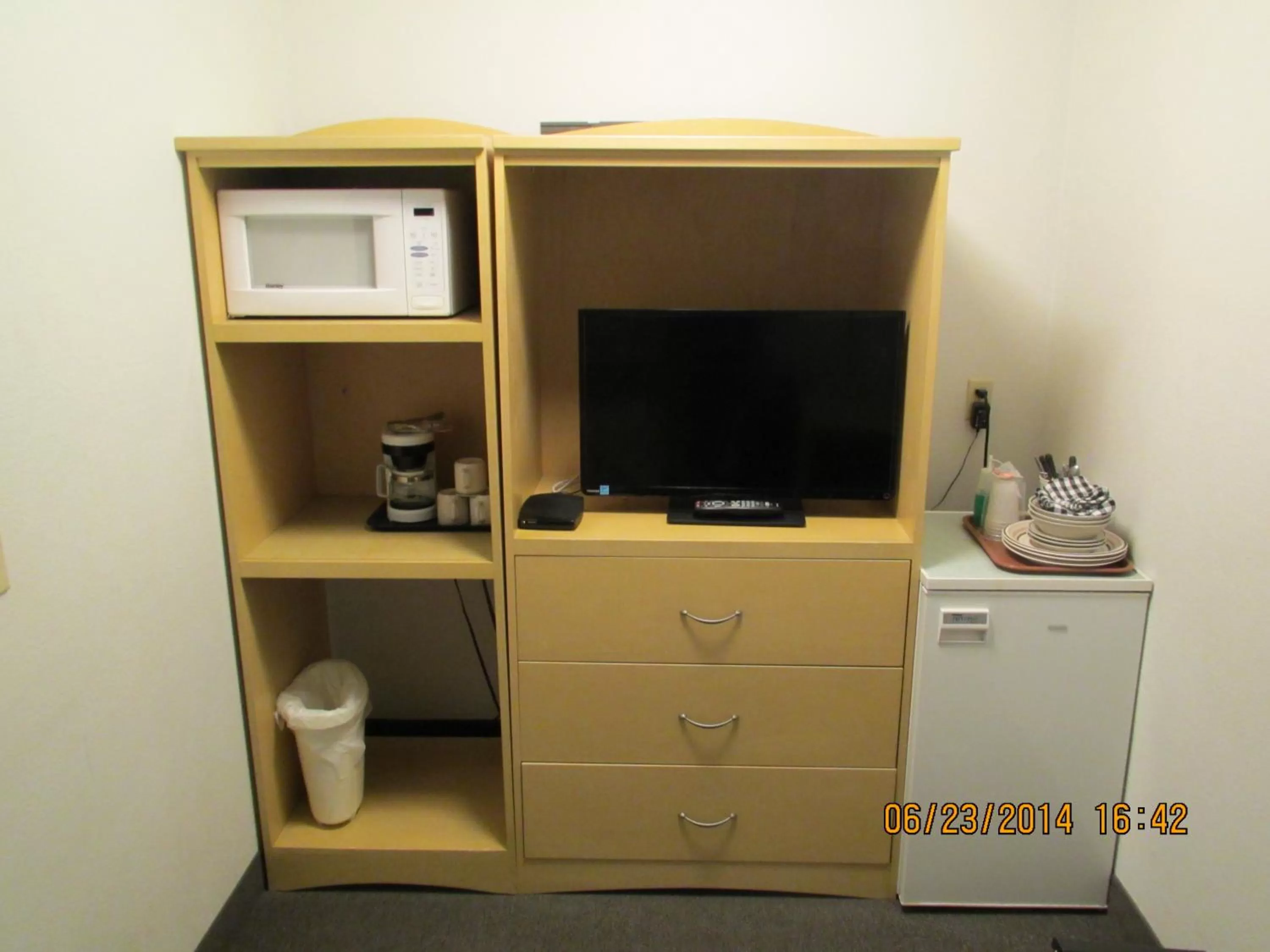 TV and multimedia in Lazy J Motel